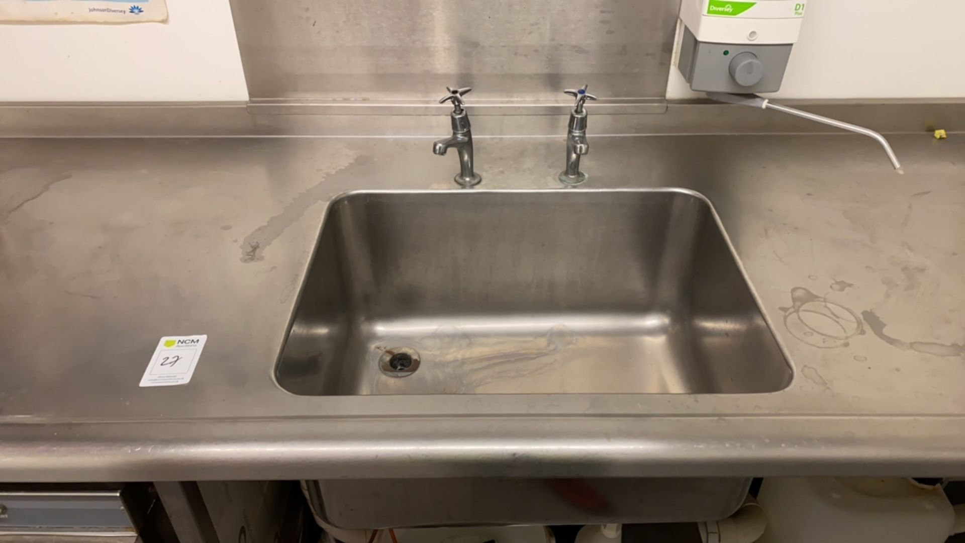 Large kitchen sink unit