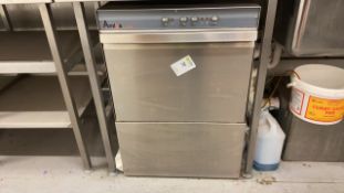 Amika dishwasher