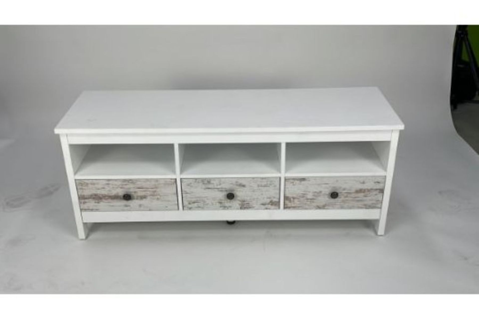 Hampton TV Unit - Image 2 of 4