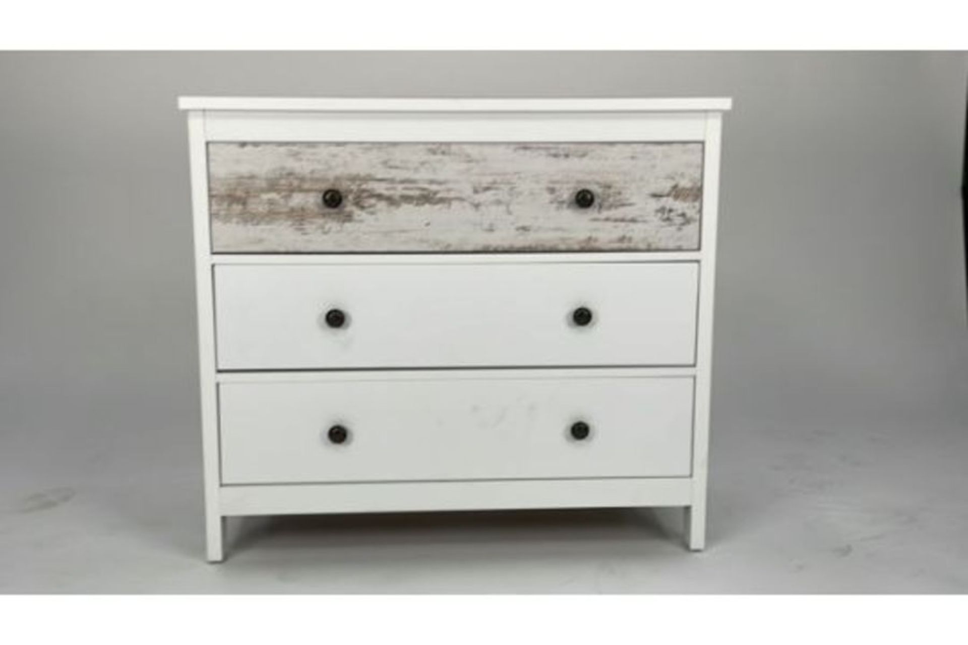 Hampton Chest Of Drawers