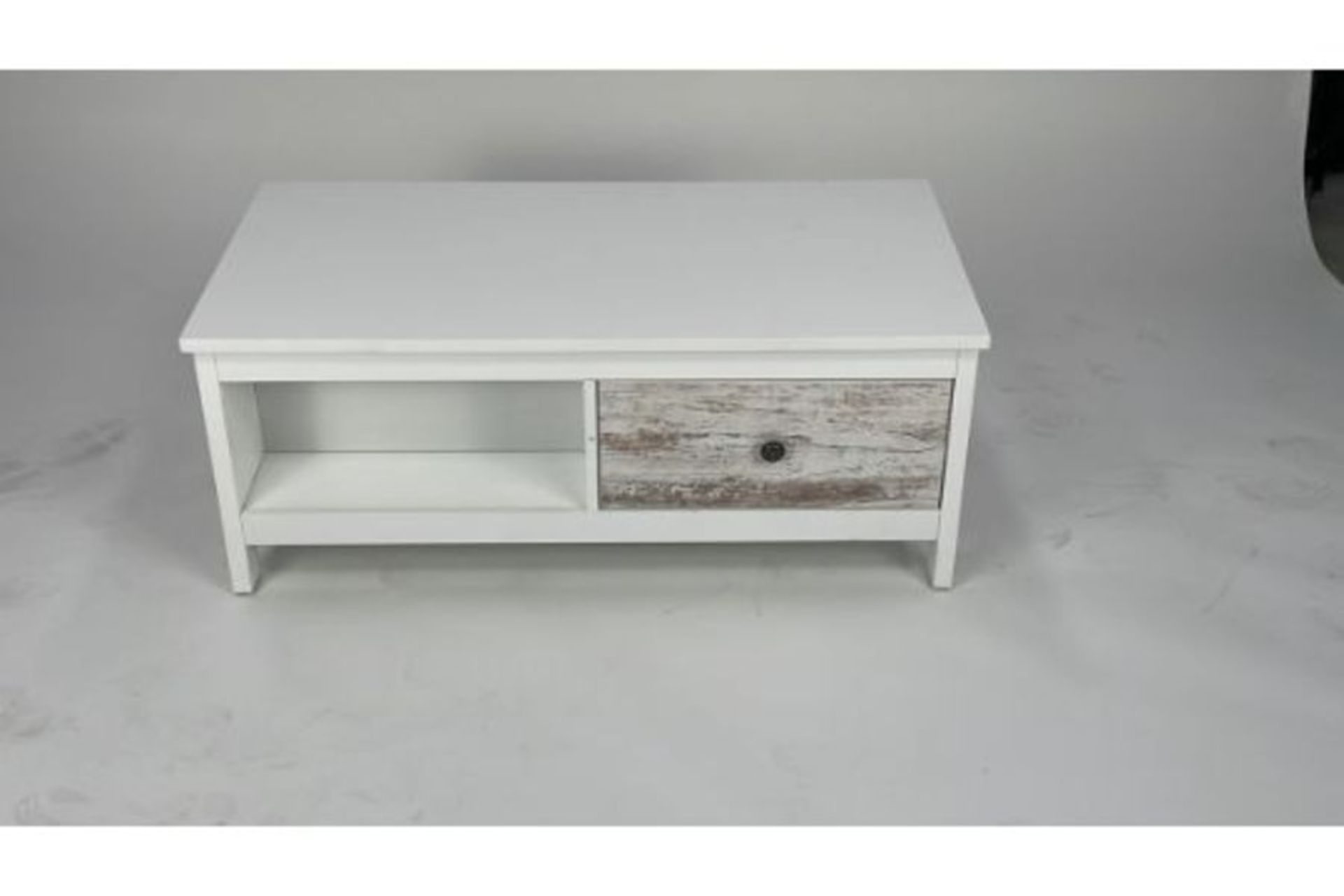 White Hampton Coffee Table - Image 2 of 4