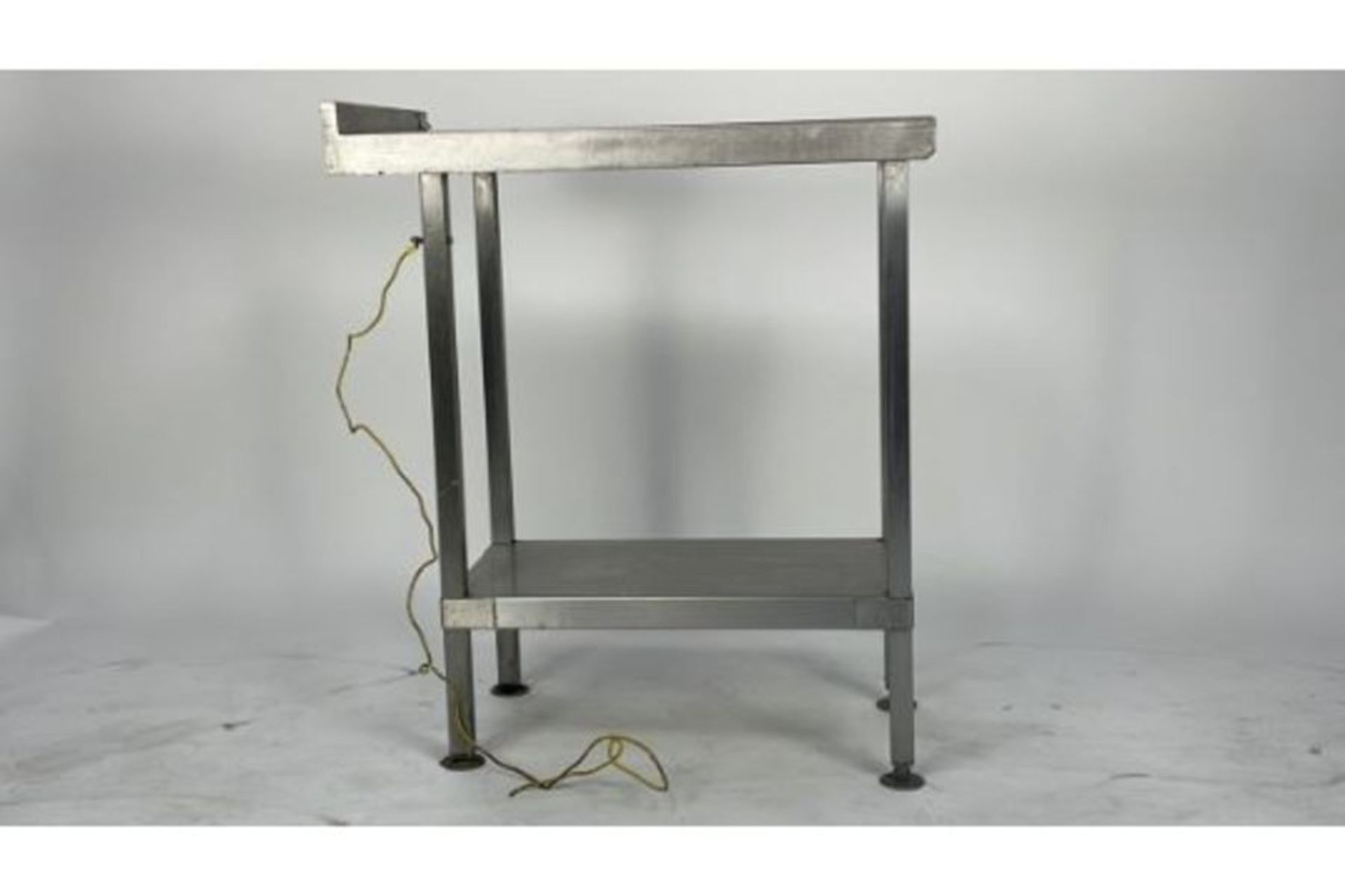 Stainless steel prep table