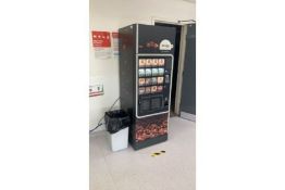 Klick Momentum Mars Branded drinks vending machine