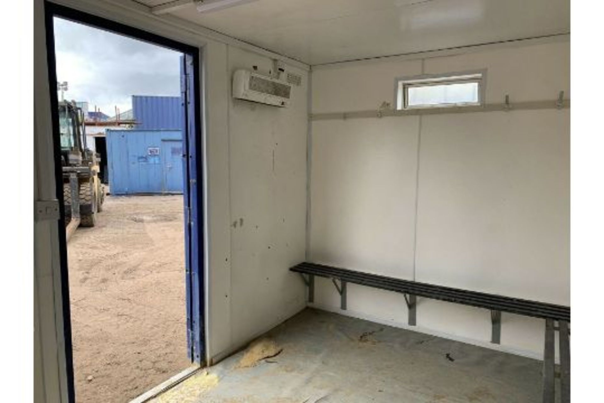 12ft Portable Site Office Cabin Drying Room Anti V - Image 3 of 8