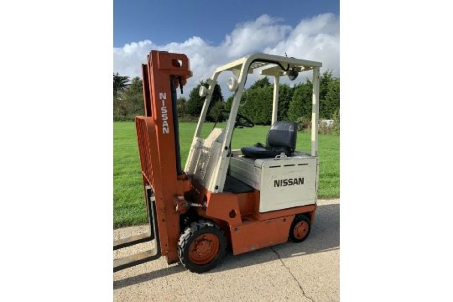 Nissan Electric Forklift Truck Container Spec - Image 7 of 7
