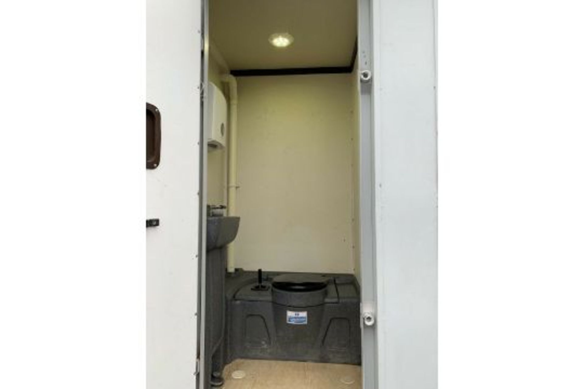 Groundhog GP360 Towable Welfare Unit Site Canteen - Image 7 of 9