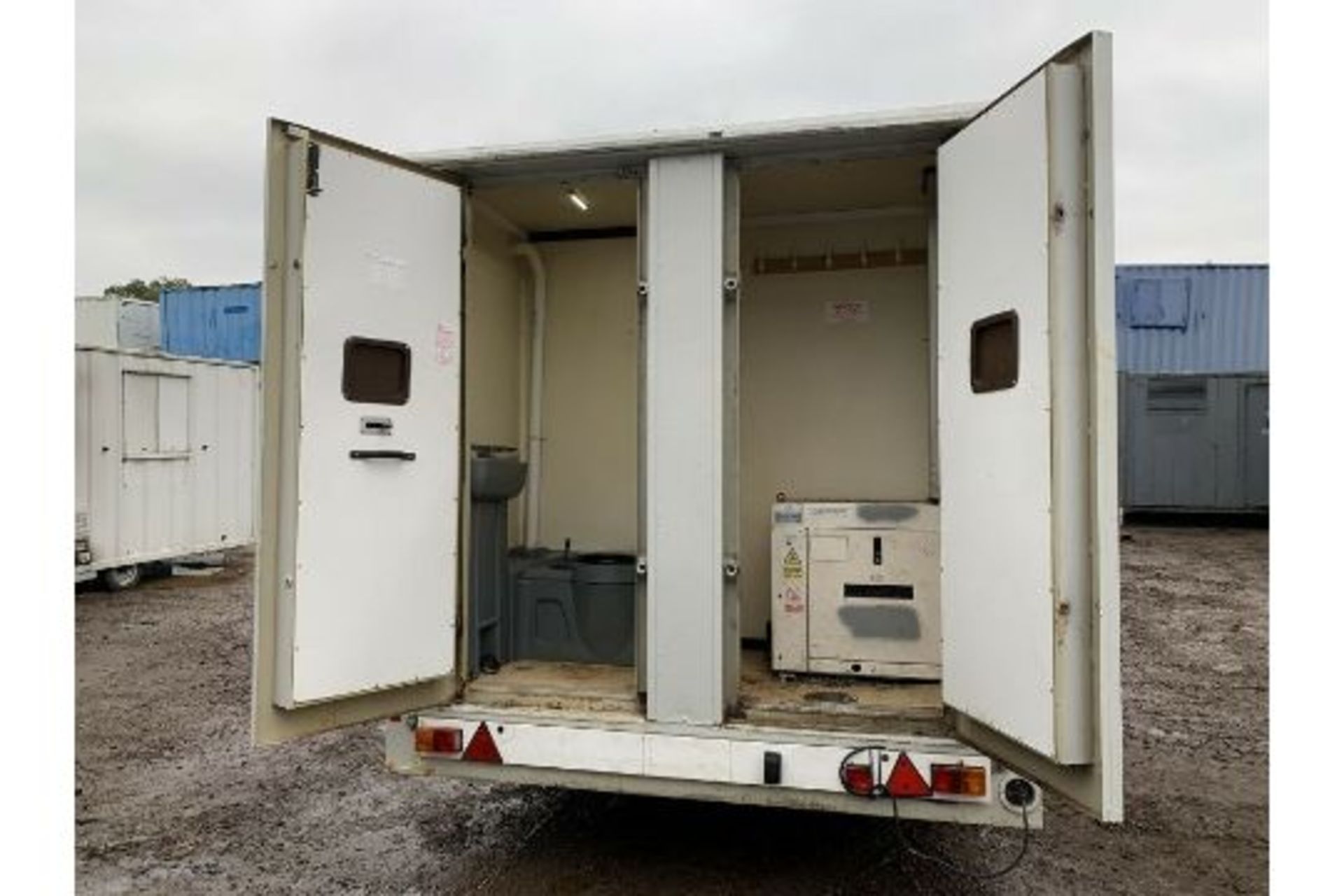 Groundhog GP360 Towable Site Welfare Unit Canteen - Image 8 of 11