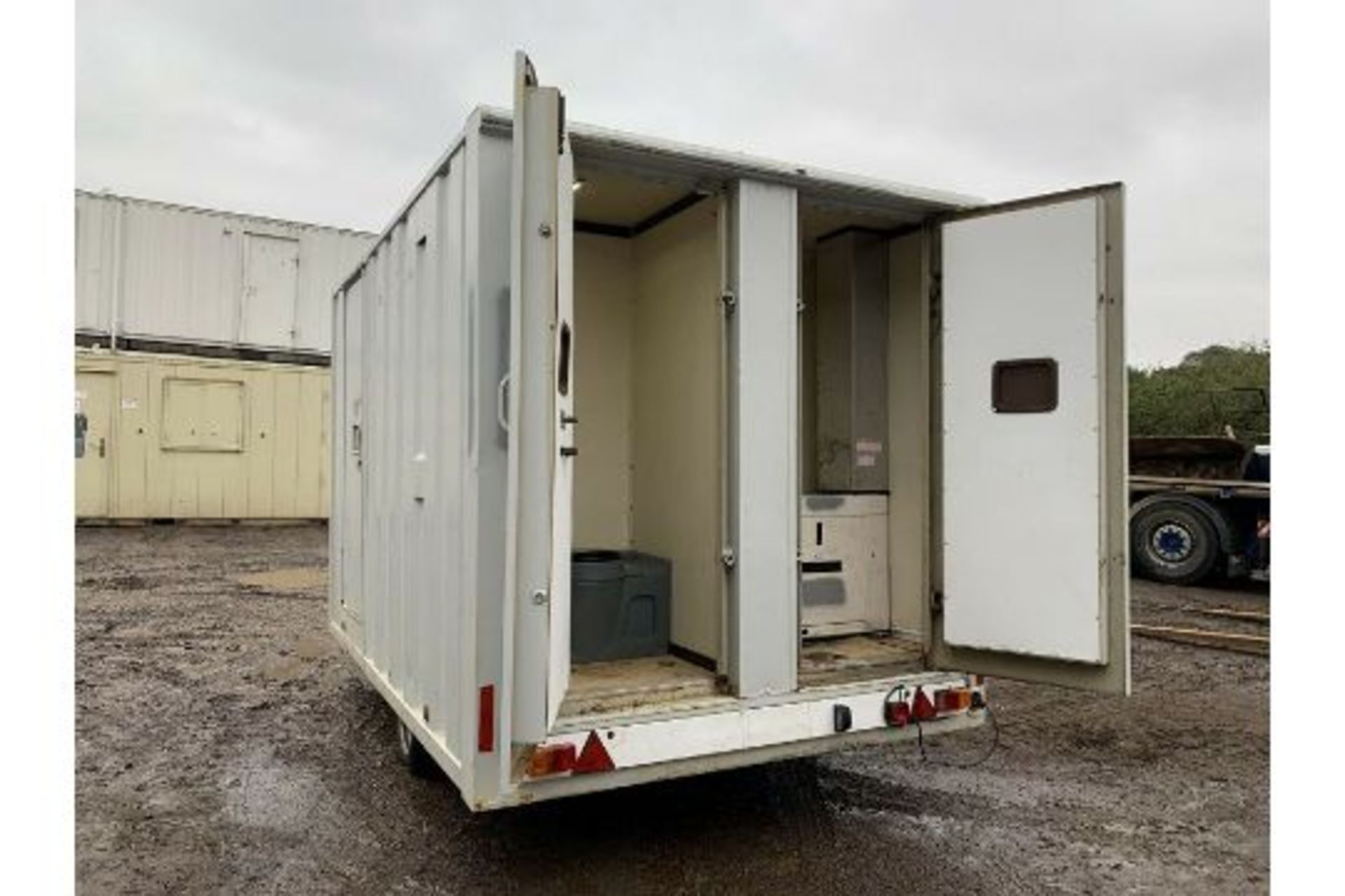 Groundhog GP360 Towable Site Welfare Unit Canteen - Image 9 of 11