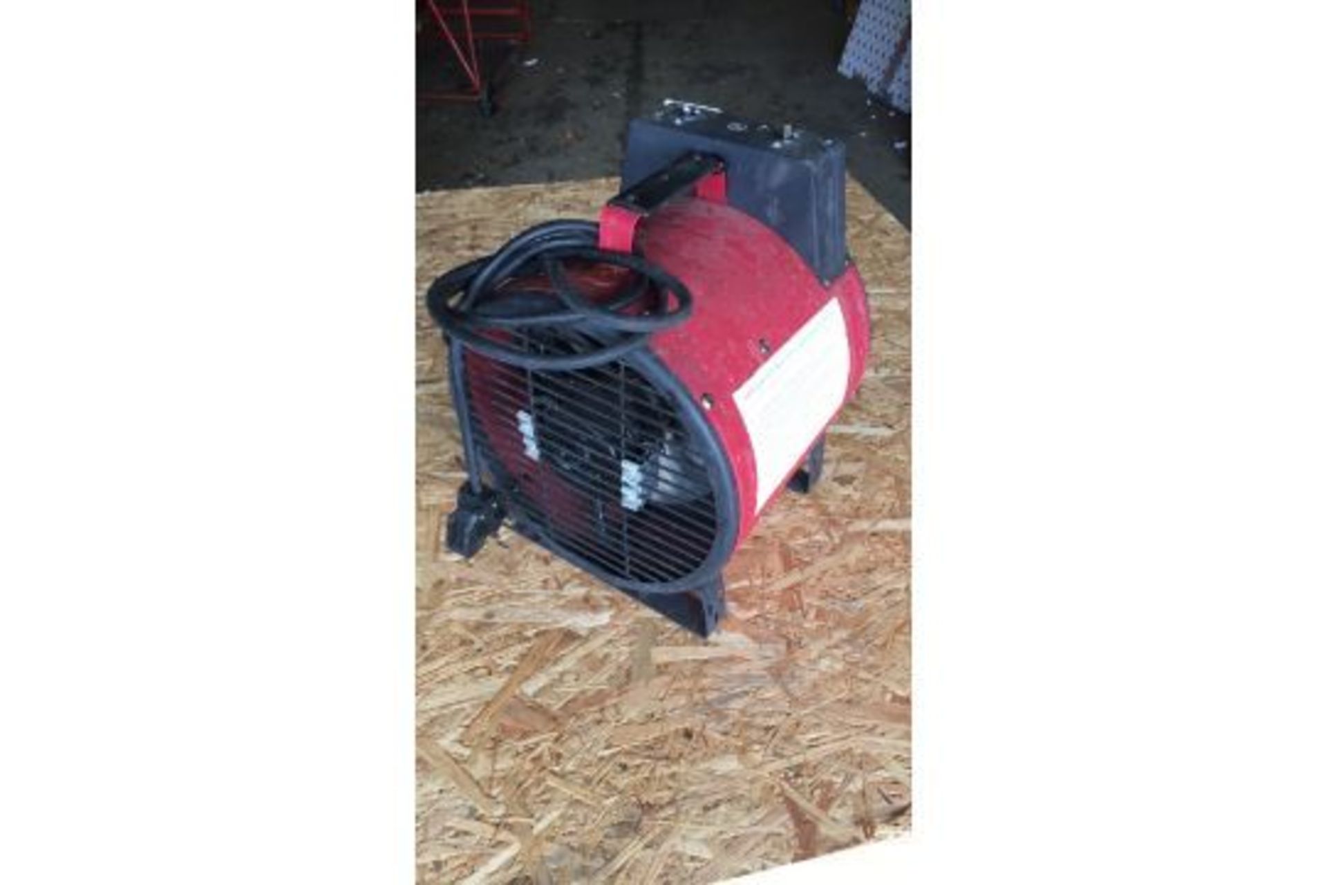Elite EH1366EU 3kw fan heater 240v, 13amp plug x 4 red