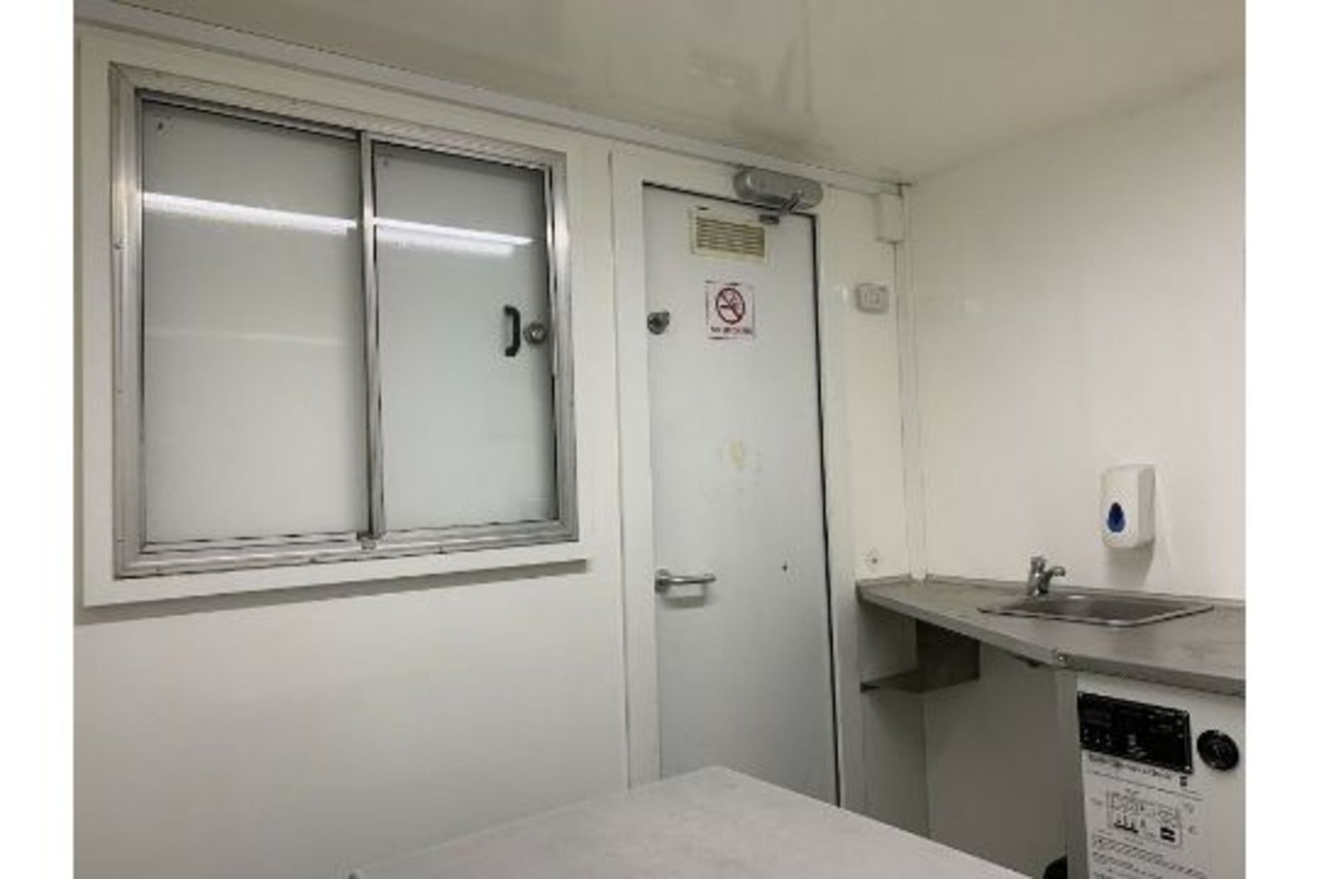 AJC ECO Towable Welfare Unit Canteen Dry Room Toil - Image 2 of 11