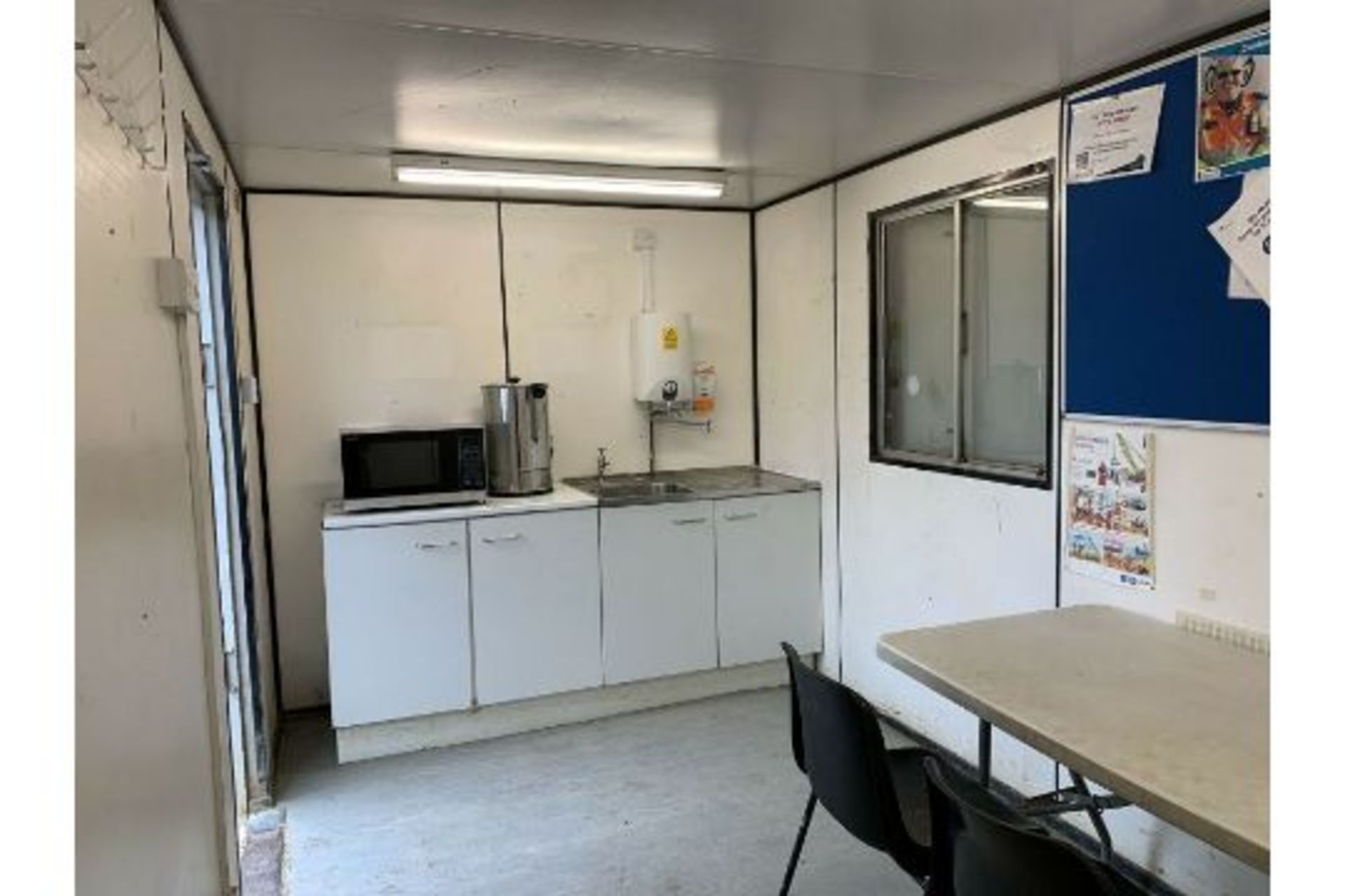 20ft Site Welfare Unit Portable Office Cabin Cante - Image 2 of 6