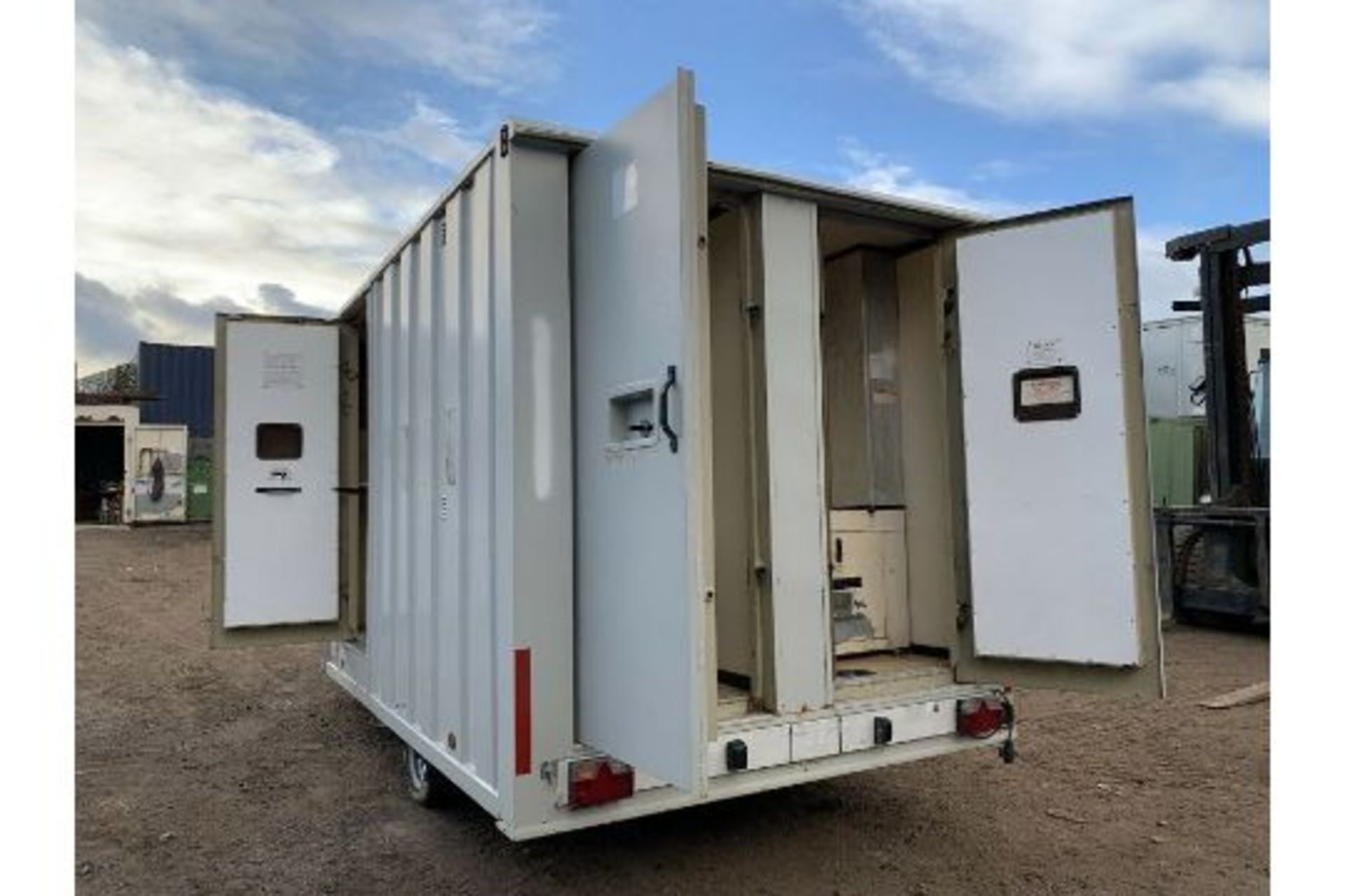 Groundhog GP360 Towable Welfare Unit Site Canteen - Image 11 of 12