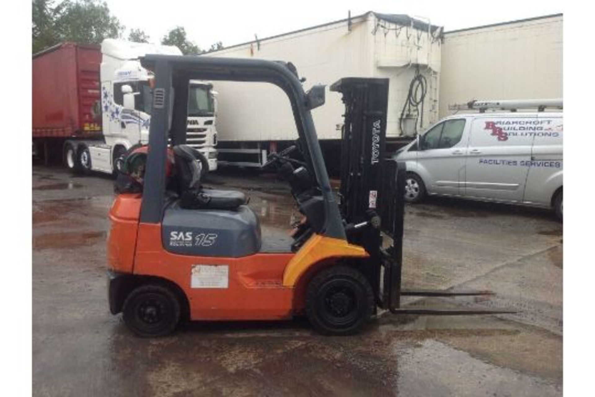 Toyota 1.5 ton gas forklift - Image 6 of 7