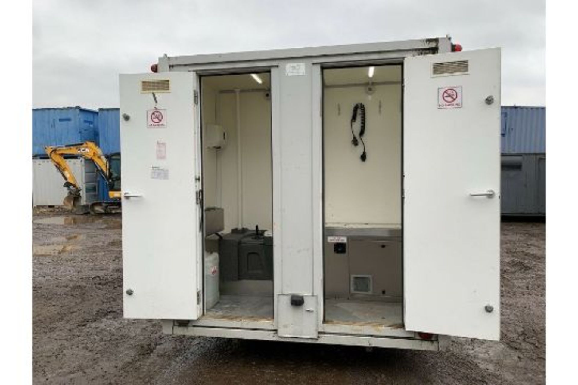 AJC ECO Towable Welfare Unit Canteen Dry Room Toil - Image 8 of 11