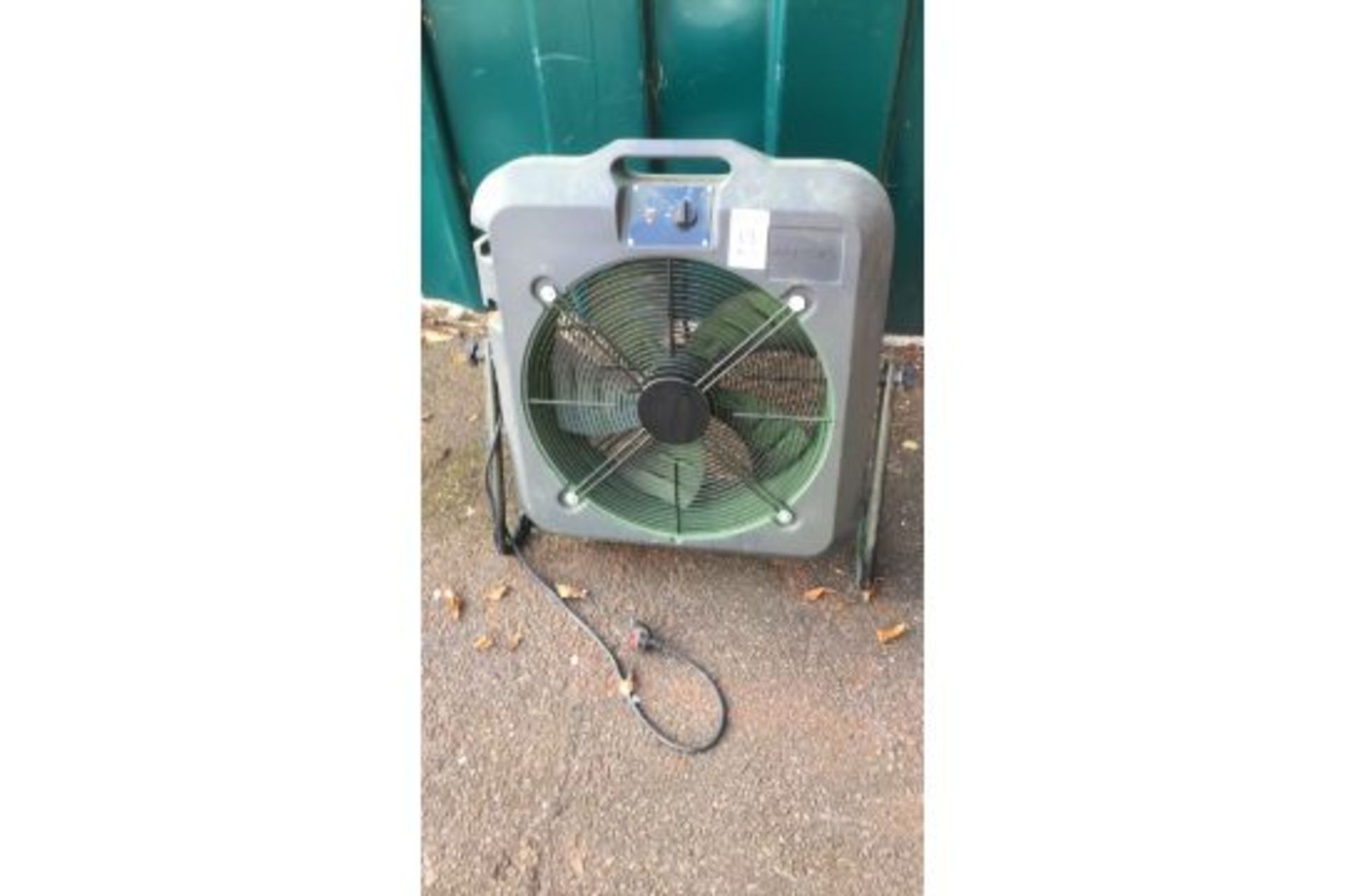 MB50 Fan 230v, s/No. 123825, (N947383)