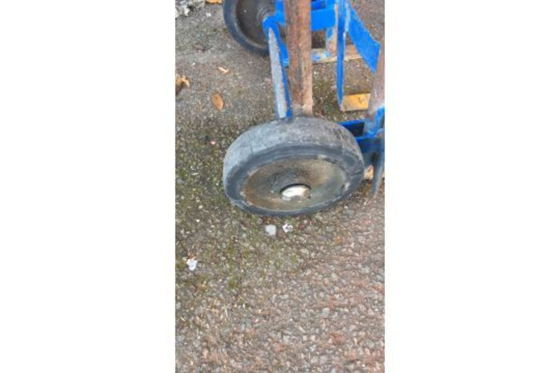 Sack Barrow, solid rubber tyres - Image 4 of 4