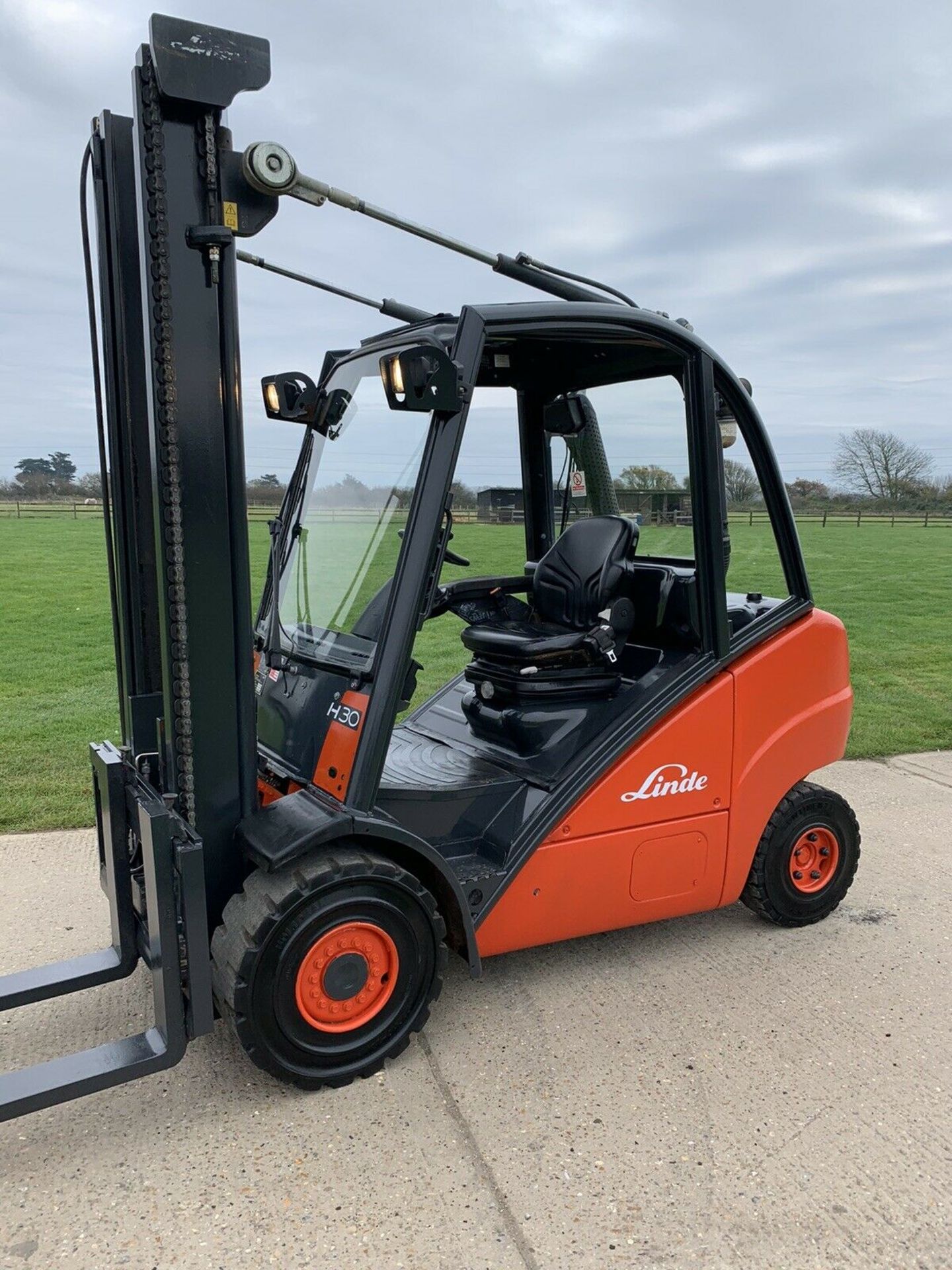 Linde H30 Diesel Forklift