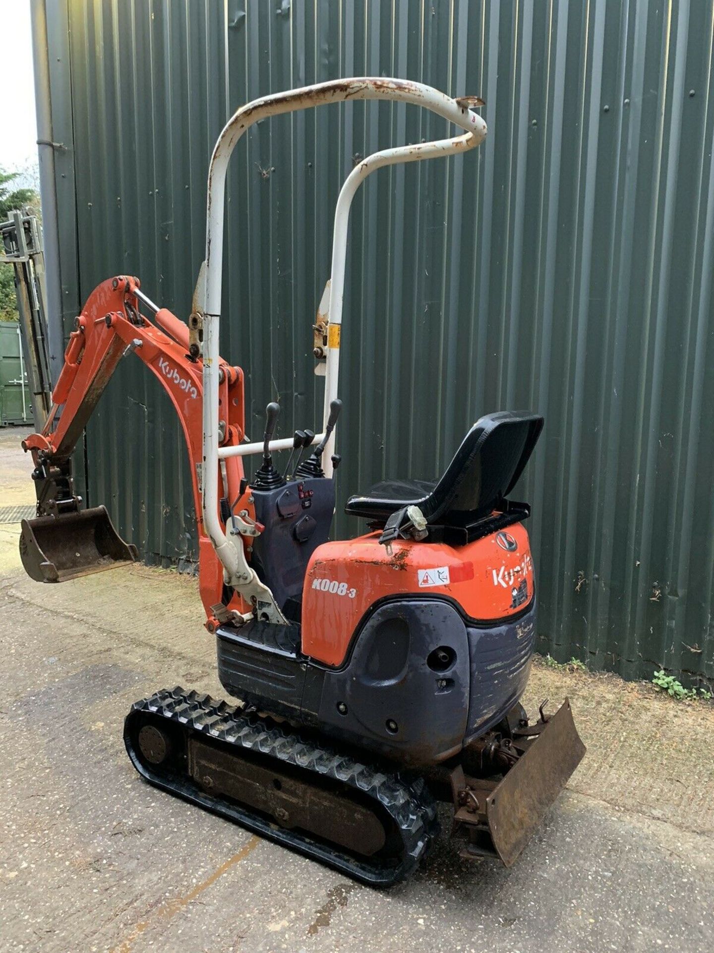 Kubota K008-3 Micro Digger - Image 7 of 10