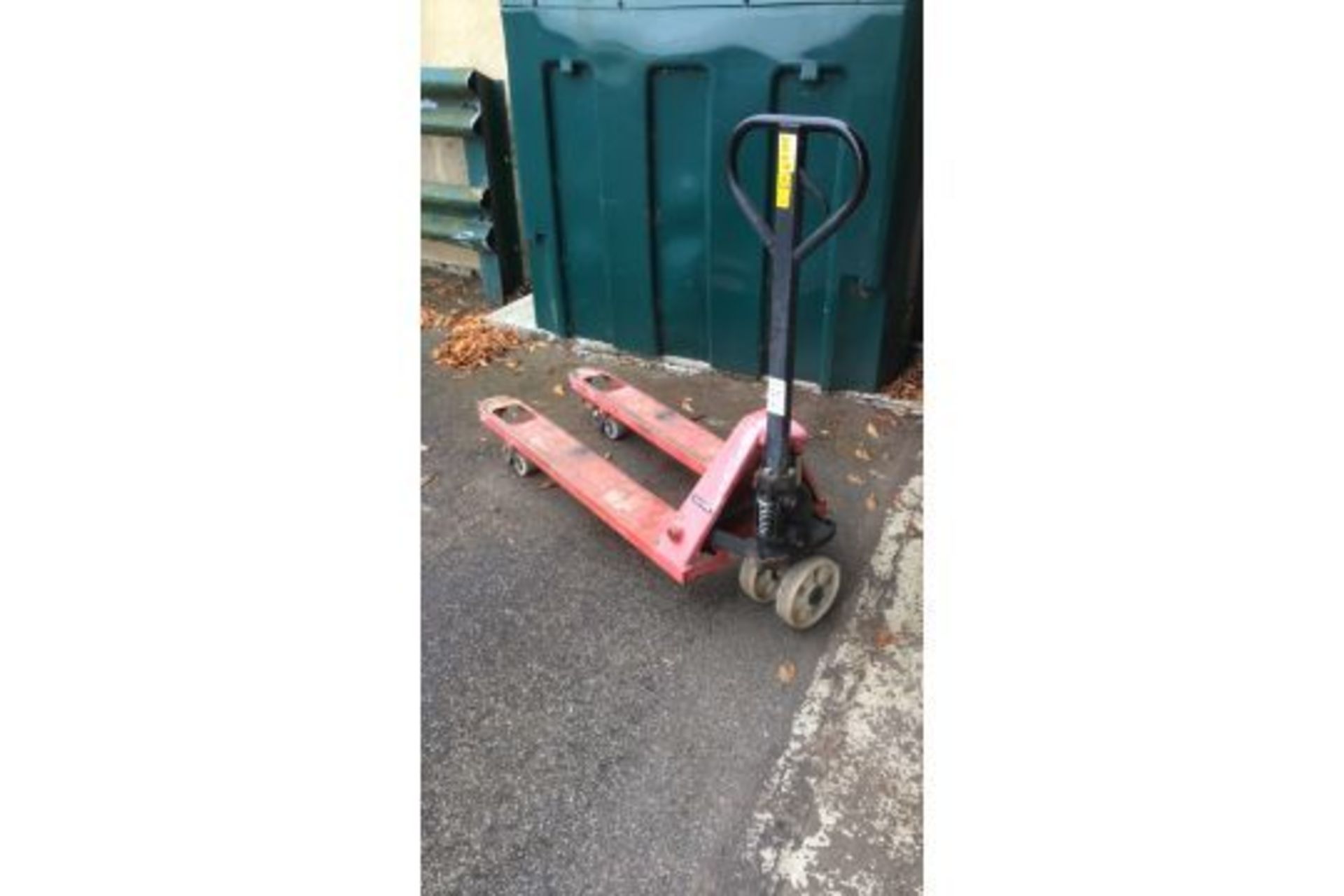 Pallet Truck 2500kg - Image 3 of 3