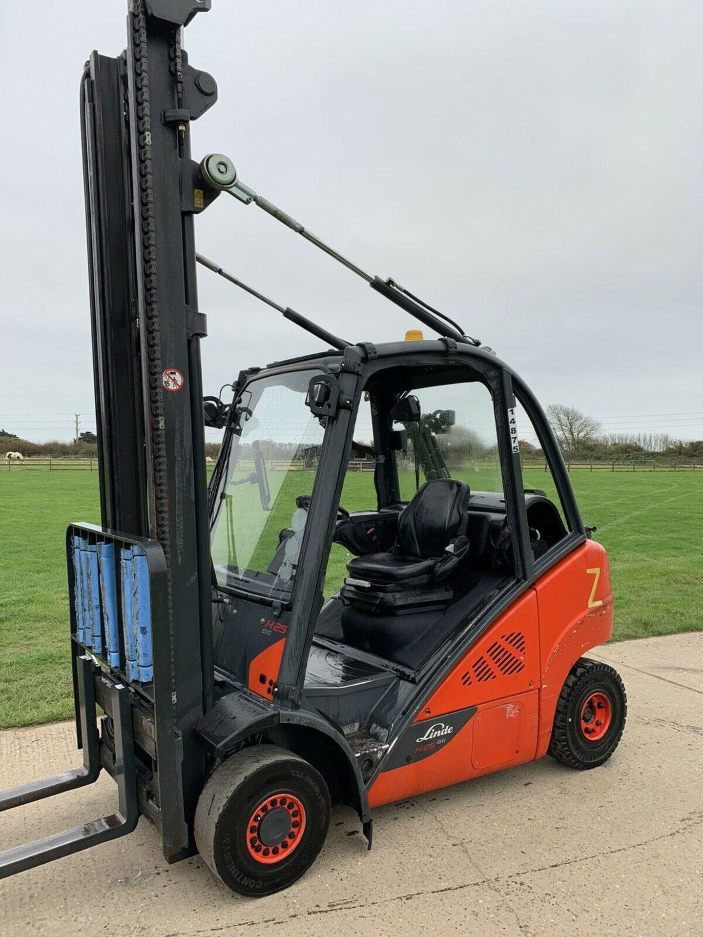 Linde H25 Gas Forklift