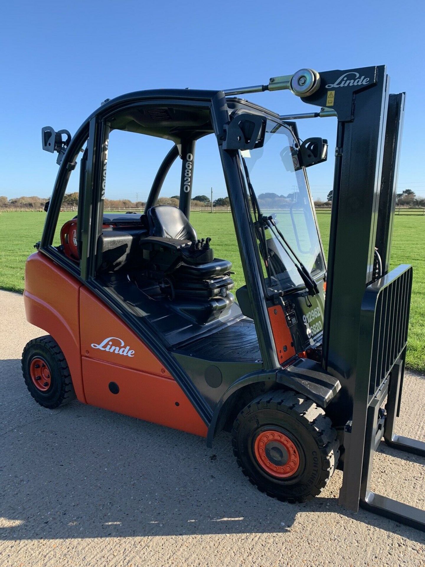 Linde H25 Gas Container Spec Forklift - Image 2 of 7