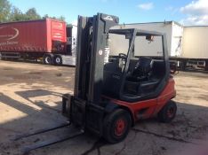 Linde 2 ton gas forklift