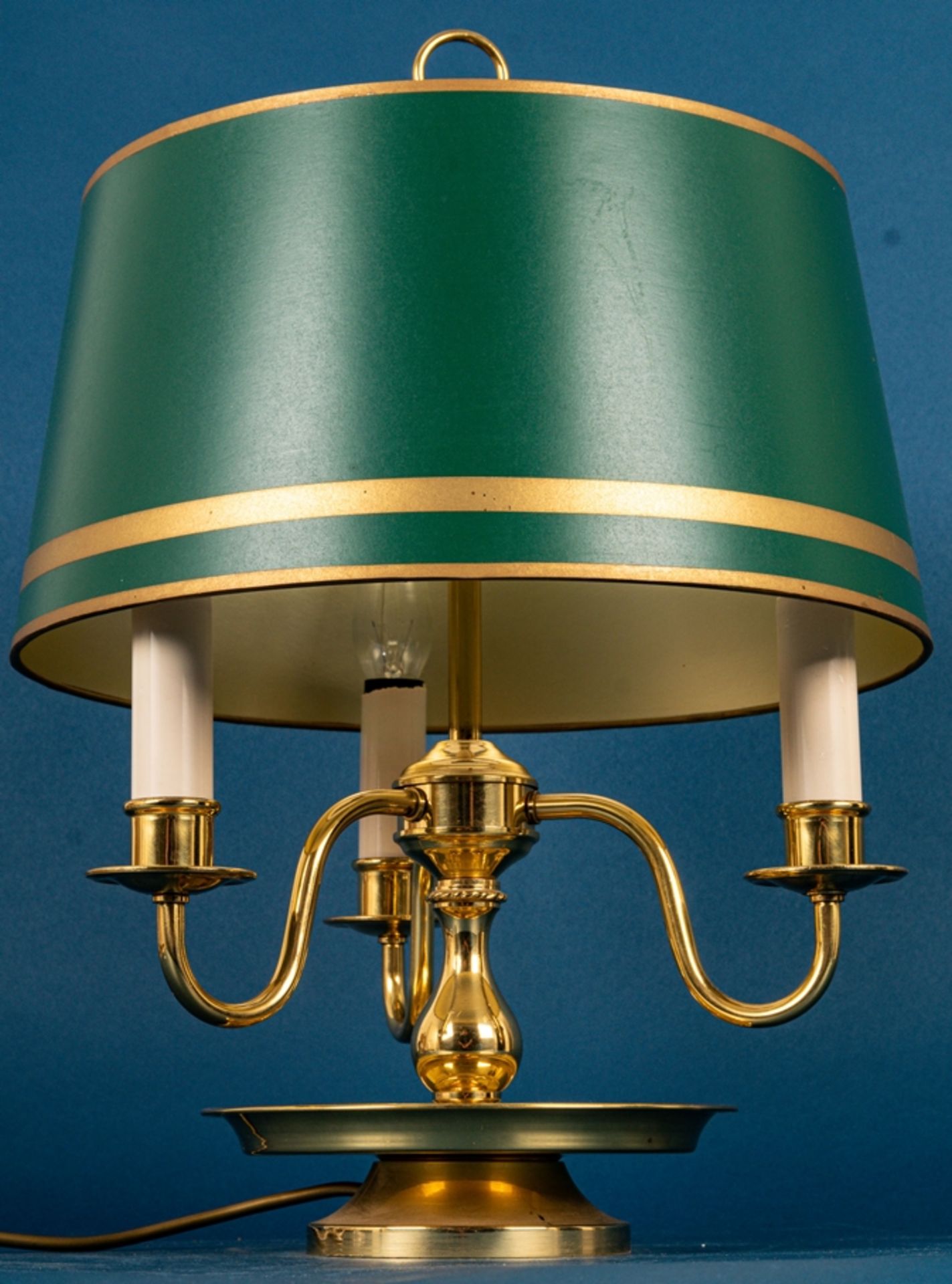 Stilvolle dreiarmige Tischlampe im englischen Stil, Messing, grün-goldener Kuns - Bild 3 aus 7