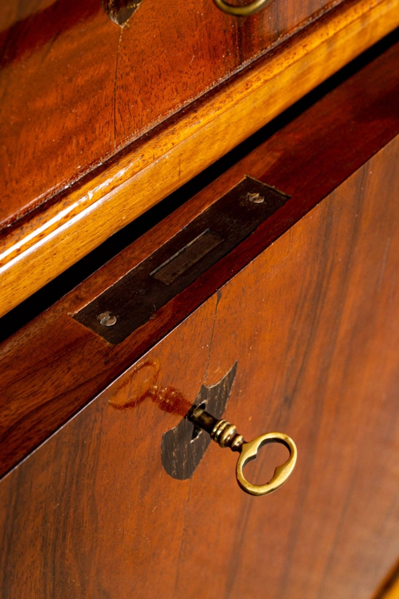 Antiker Sekretär, sog. Schreibschrank, süddeutsches Biedermeier um 1830/40, Nus - Image 23 of 26