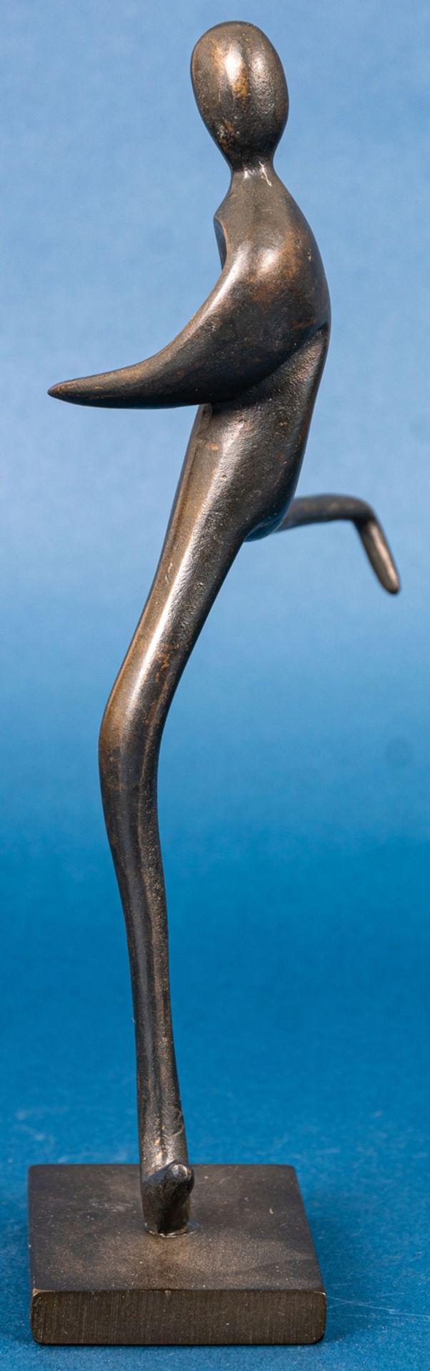 "EDO" - auf Podeste laufende modernisistische Figur "Läufer", Bronze braun pati - Image 6 of 13