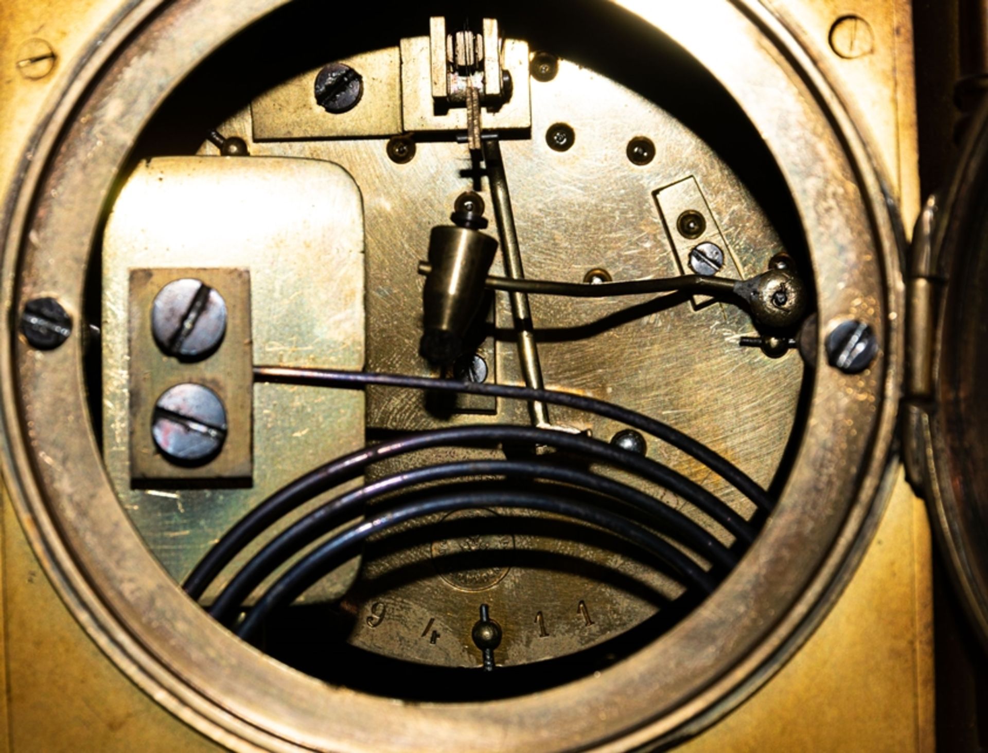Kaminuhr in Messinggehäuse, Frankreich um 1900; ungeprüftes mechanisches Uhrwer - Image 19 of 20