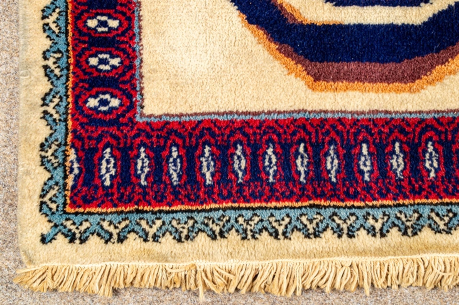 Indische Teppichbrücke mit arabischen Schriftzeichen, handgeknüpft, ca. 110 x 1 - Image 2 of 3