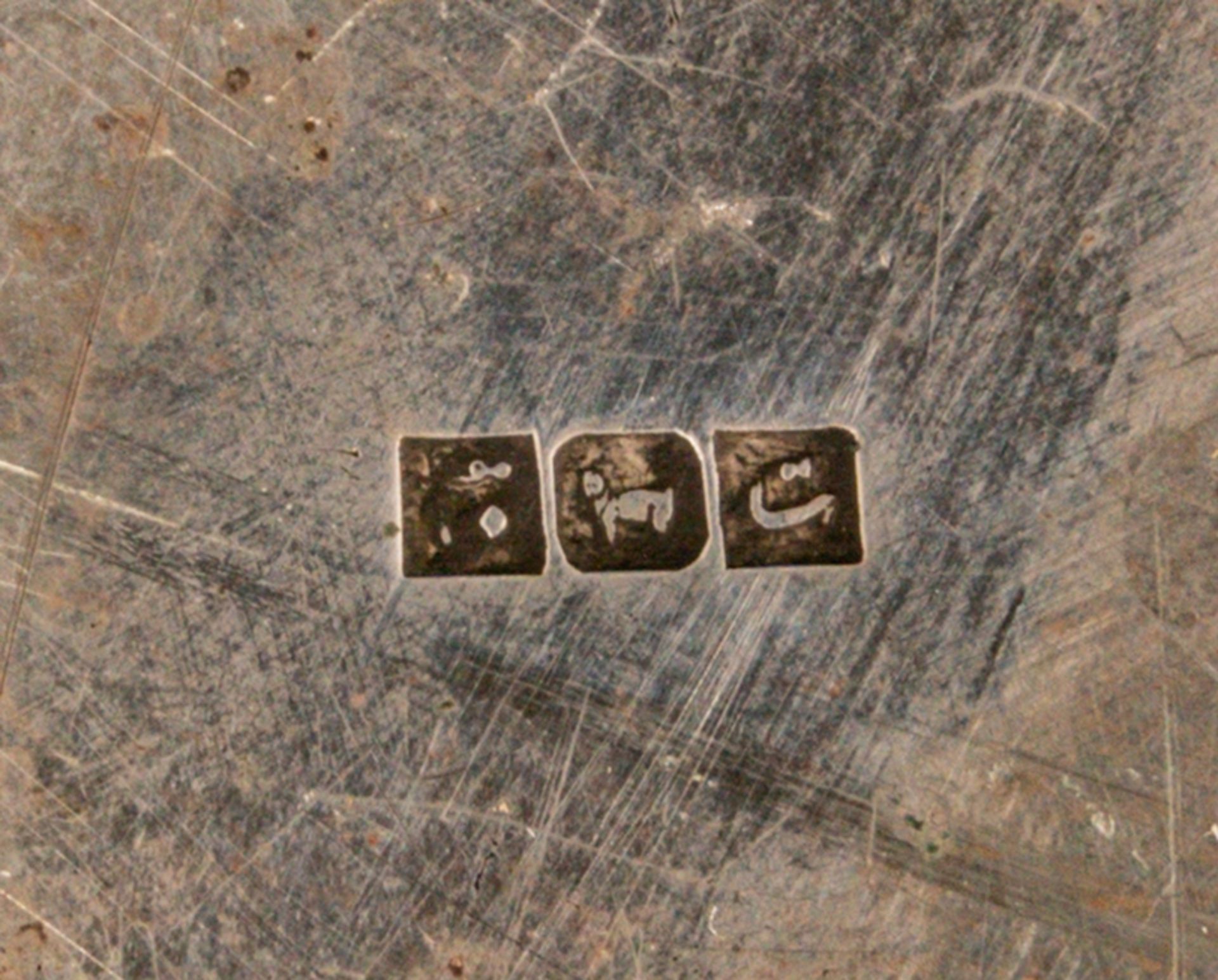 17teiliges Konvolut sehr fein gravierter ägyptischer Silberobjekte, zusammen ca - Image 6 of 7