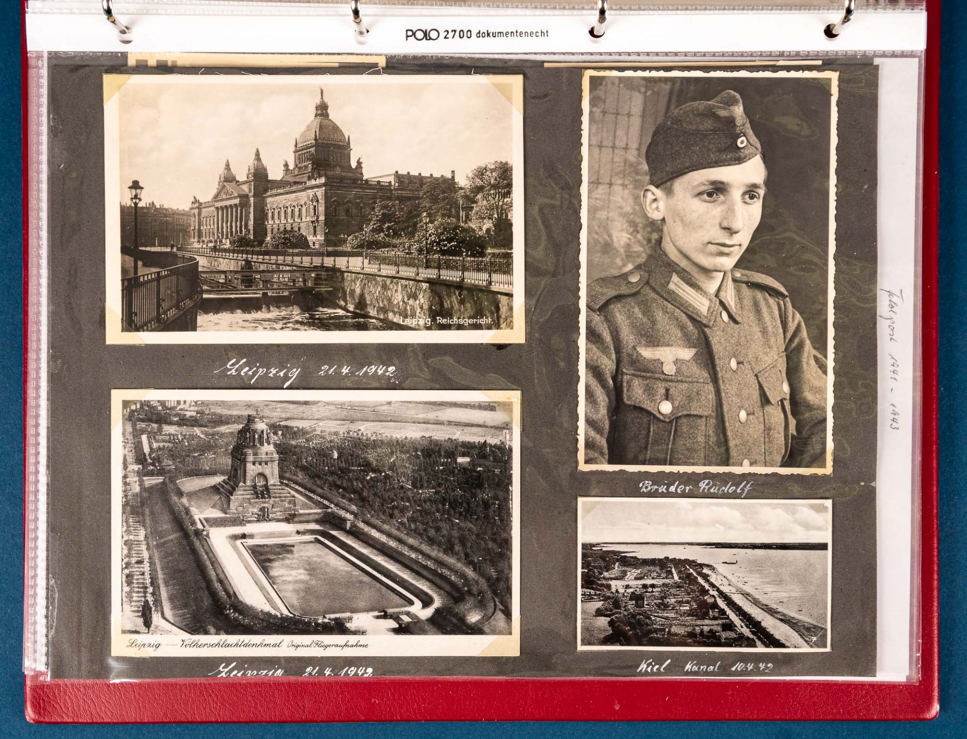 Zwei prall gefüllte Alben/Ordner des Uffz. KONRAD VOLKHARDT "1. Panzer - Regime - Image 4 of 11