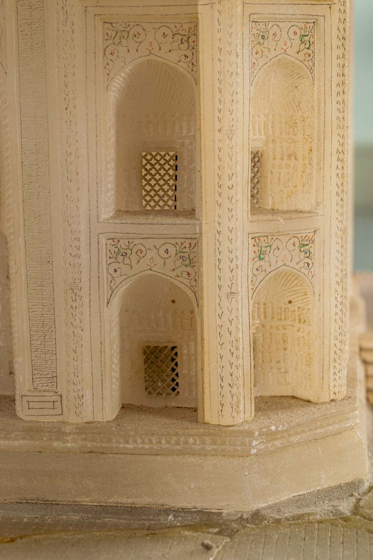 Seltenes Tischmodell des "TAJ MAHAL" (Tadsch Mahal), Agra/Indien um 1880/90, Al - Bild 16 aus 23