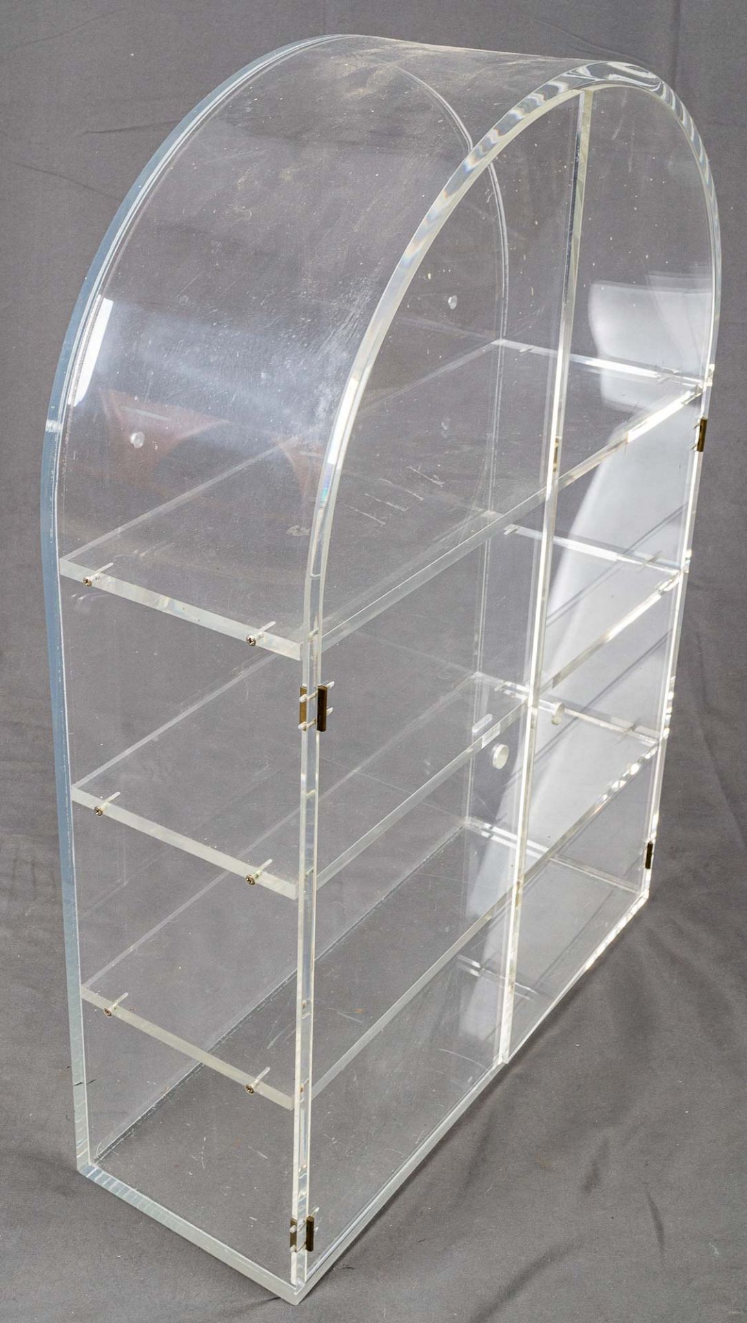 Plexiglas-Wandvitrine, zweitüriger Korpus mit insgesamt 4 Ablageflächen, ca. 70 - Image 7 of 7