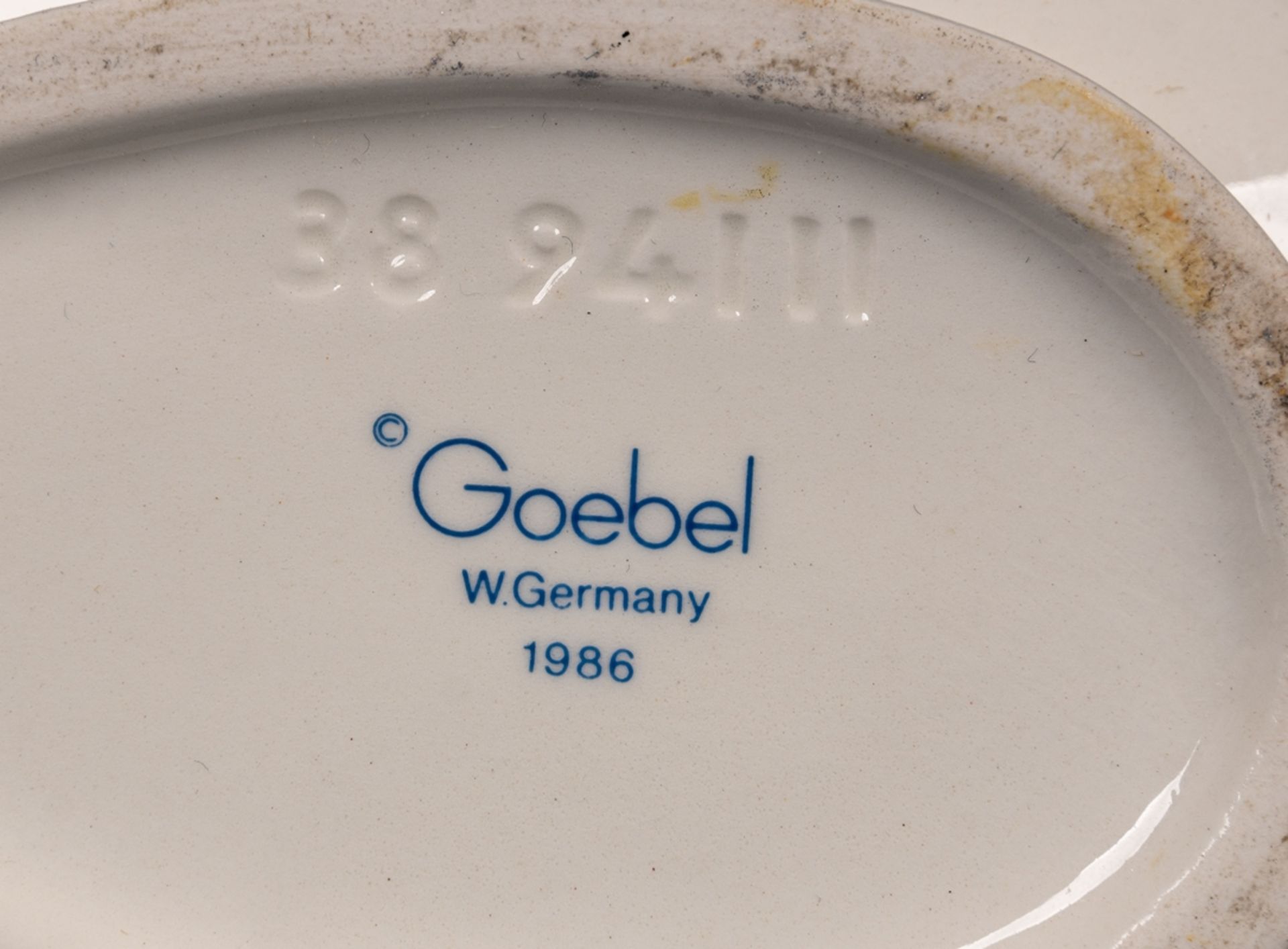"Taube" - Goebel - Porzellan von 1986, Modellno. 38-9411, Länge ca. 27,5 cm. Rü - Image 8 of 8