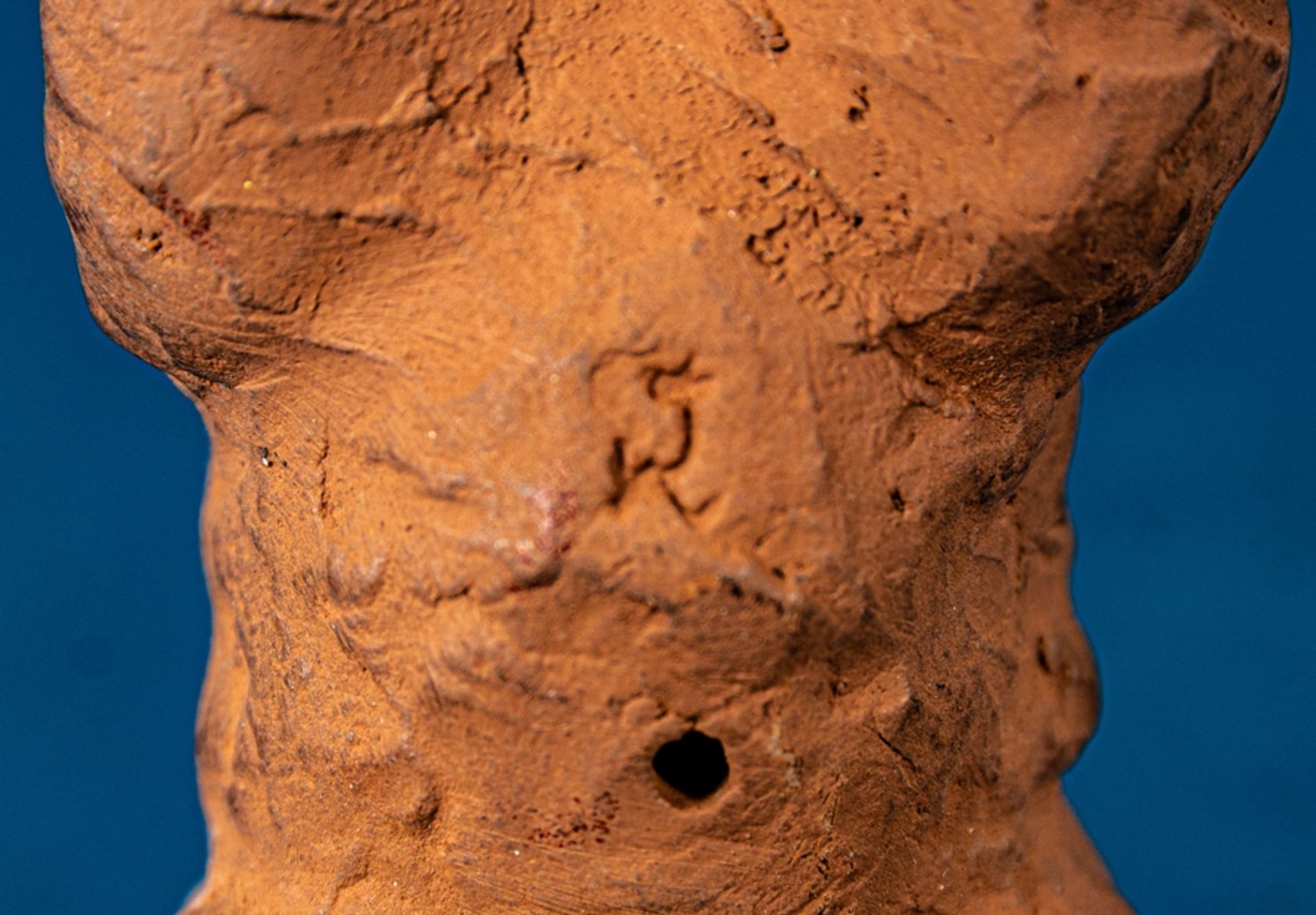 "Böckchen" - Keramik, rötlicher Scherben, Länge ca. 11,5 cm, ungedeutete Marke - Bild 11 aus 11