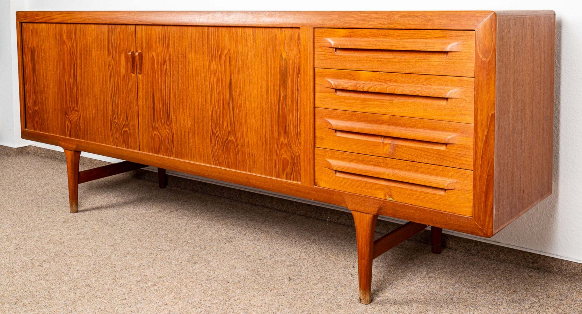 Elegantes, freistellbares MID-CENTURY Teakholz-Sideboard der 1960er/70er Jahre, - Image 4 of 16