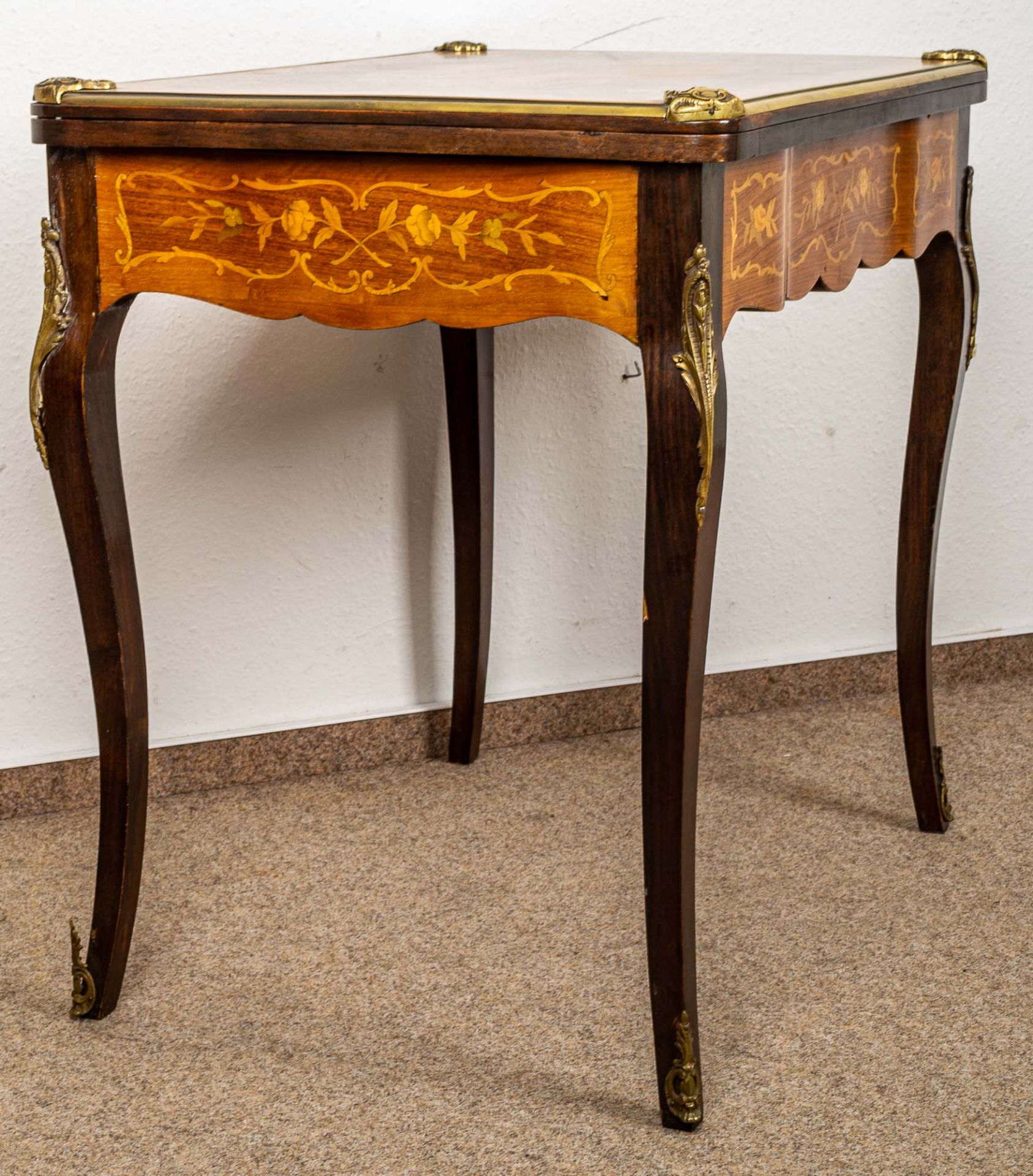 Spieltisch im Louis XV-Stil, aufwändig intarsiert, dekoratives Messingbeschlagw - Image 3 of 16