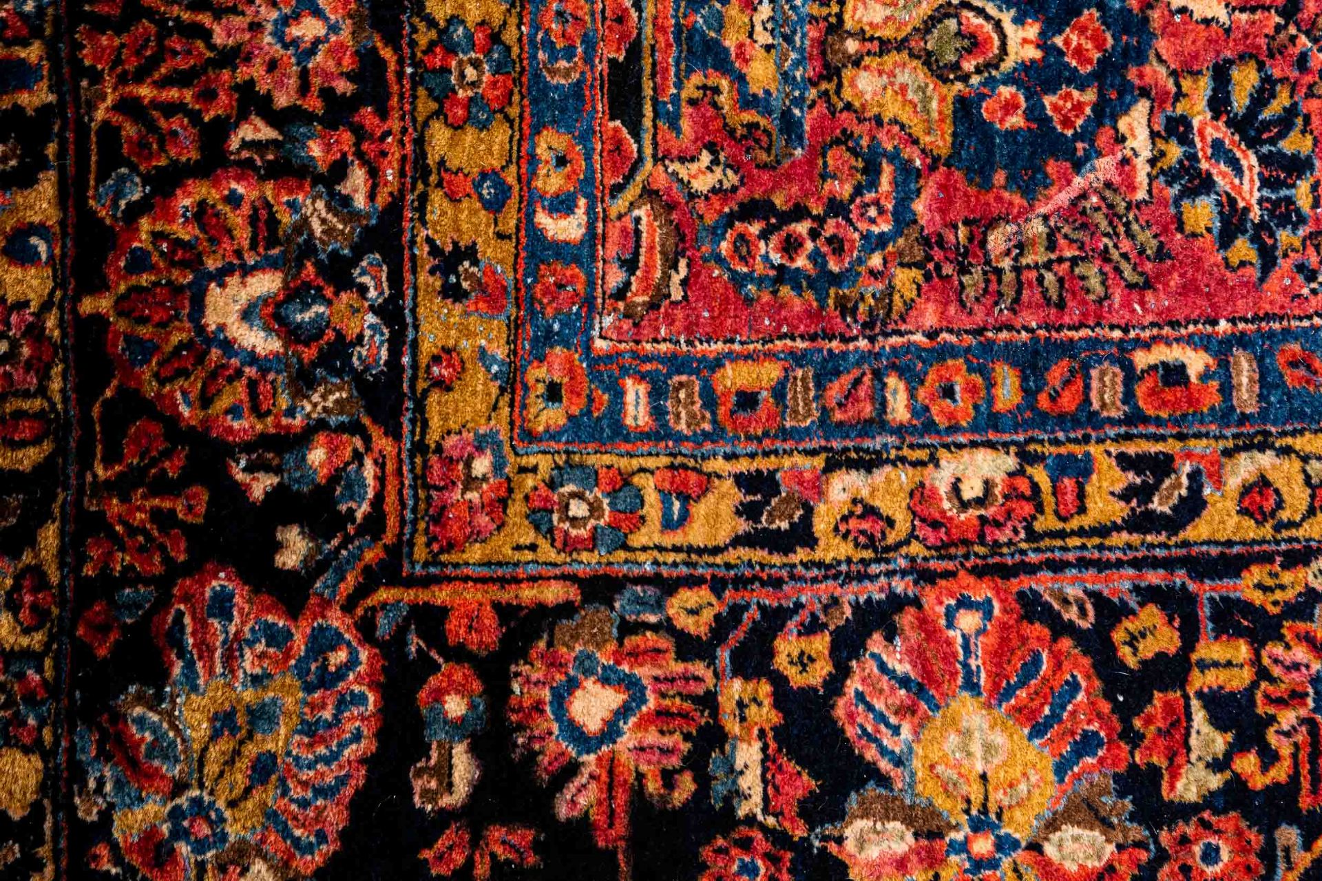 Saruk aus Westpersien um 1920, ca. 370 x 273 cm; all over floral design auf ter - Bild 18 aus 18