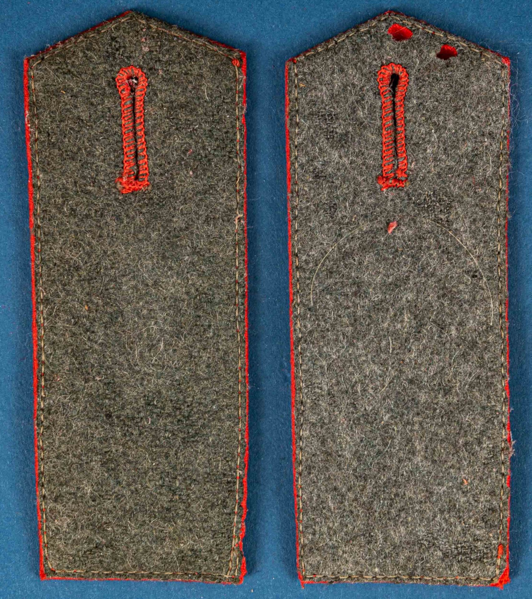 Paar Schulterstücke der Kaiserlichen Feldartillerie, stoffbestickt; Länge ca. 1 - Image 2 of 5
