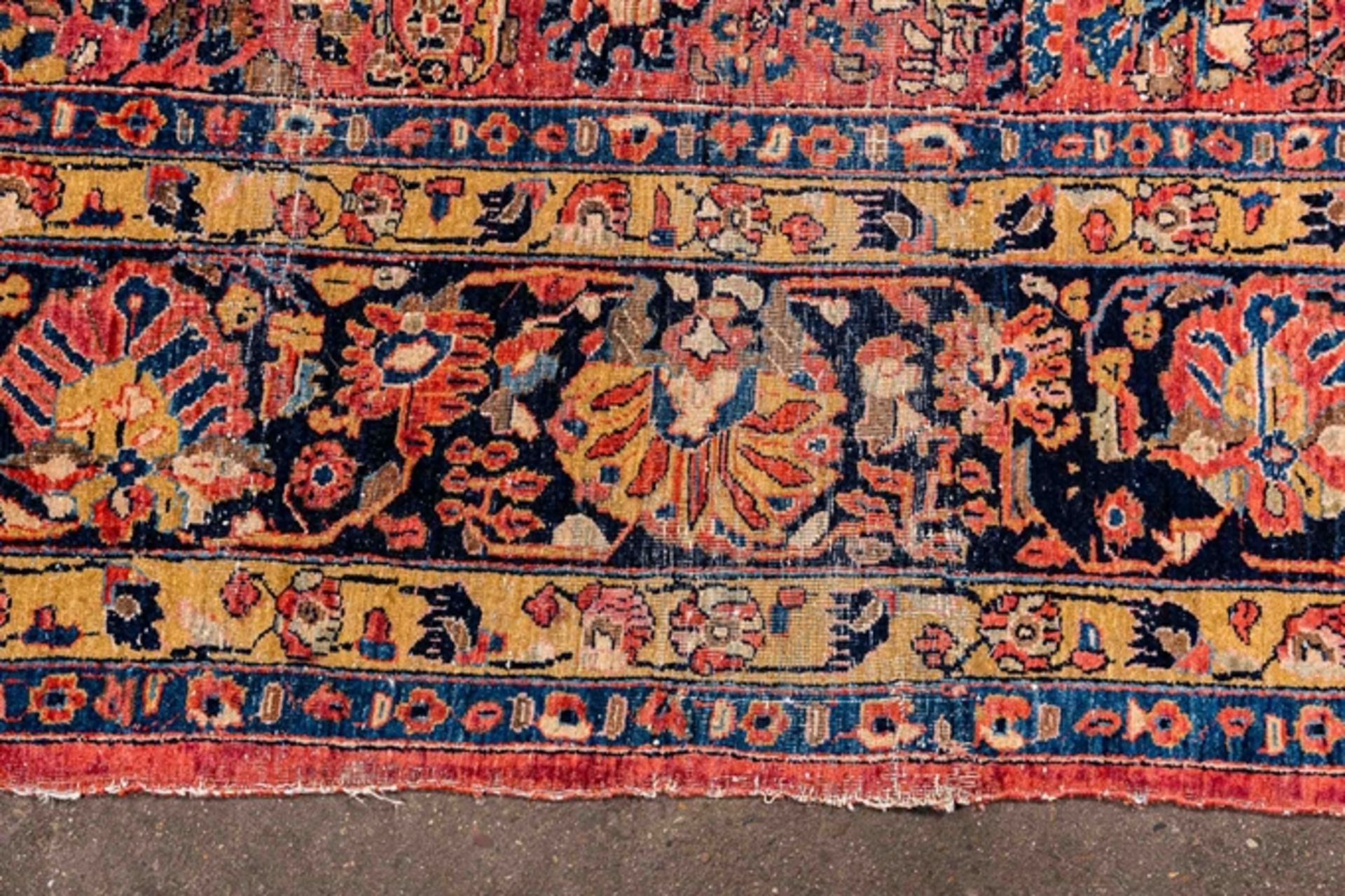 Saruk aus Westpersien um 1920, ca. 370 x 273 cm; all over floral design auf ter - Bild 14 aus 18