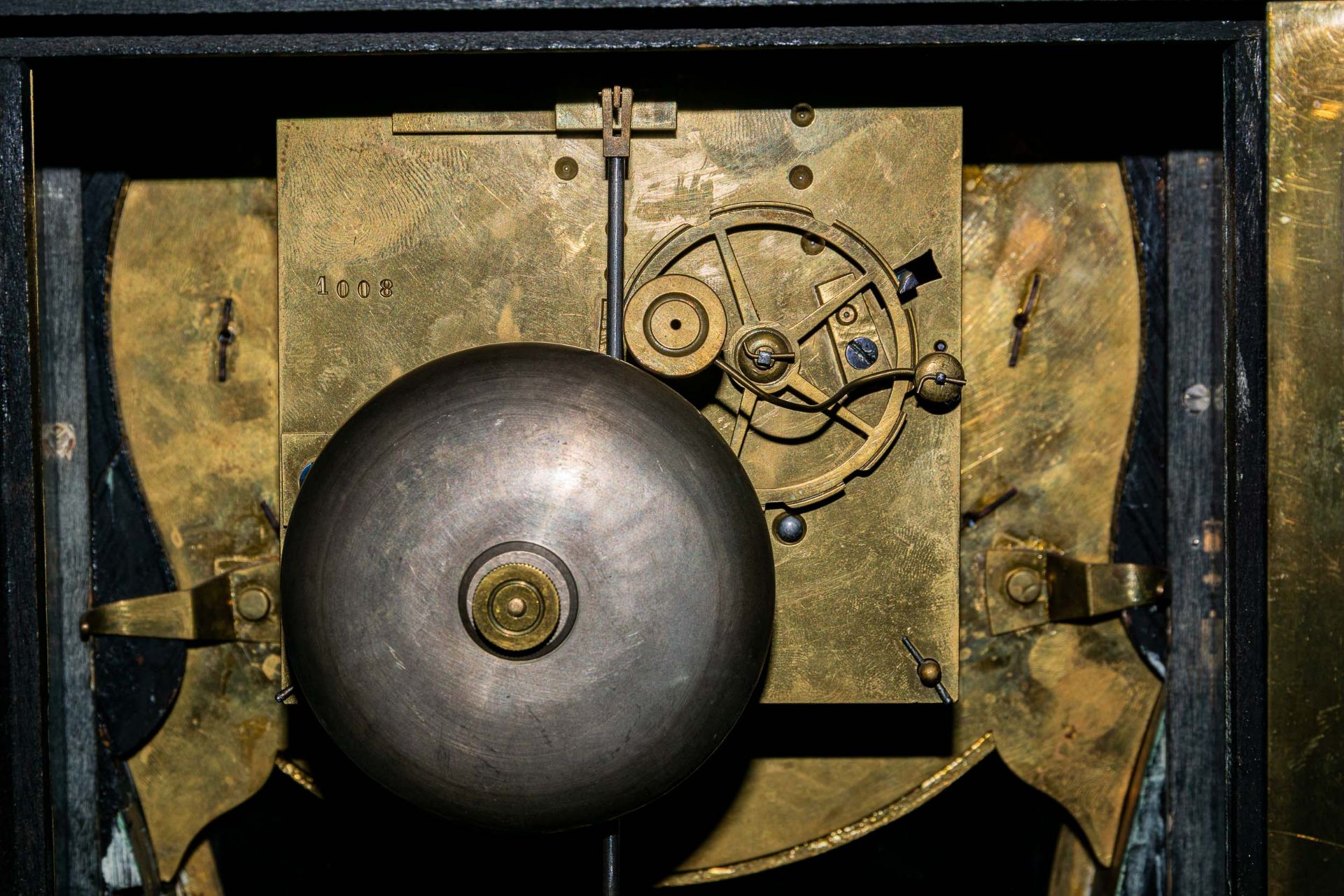 Prächtige Kaminuhr, sogen. Pendule, Gehäuse in der Art des Andre´Charles Boulle - Image 28 of 40