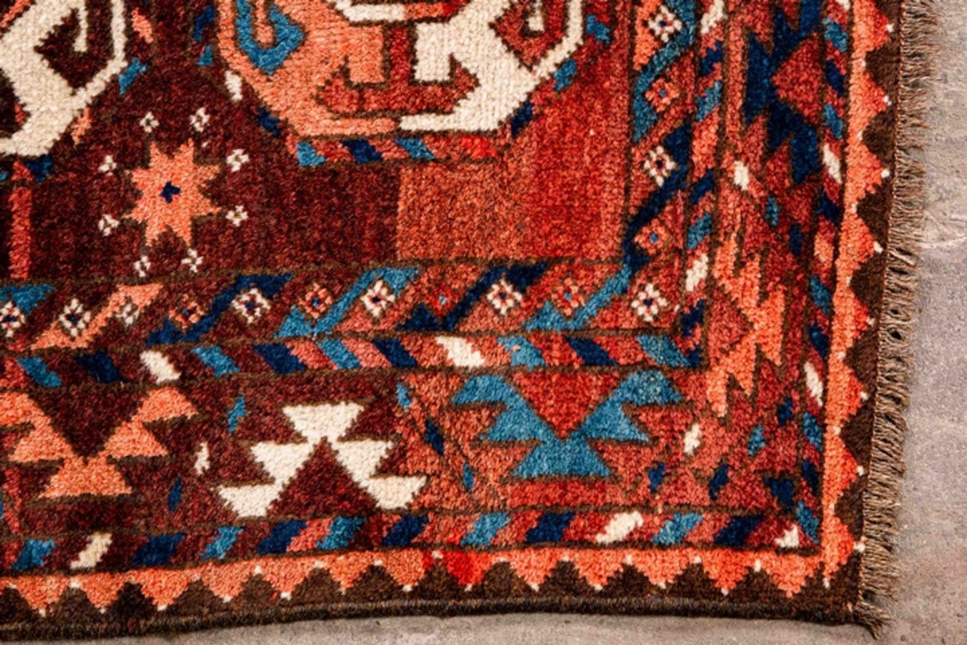 Ersari aus Turkmenistan, Ende 19. Jhdt., ca. 265 x 182 cm; glänzende Schafschur - Bild 4 aus 6