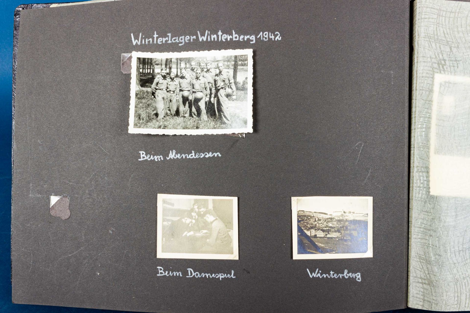 Album eines Angehörigen der dt. Wehrmacht, private & militärische Fotos, ca. 33 - Image 3 of 4