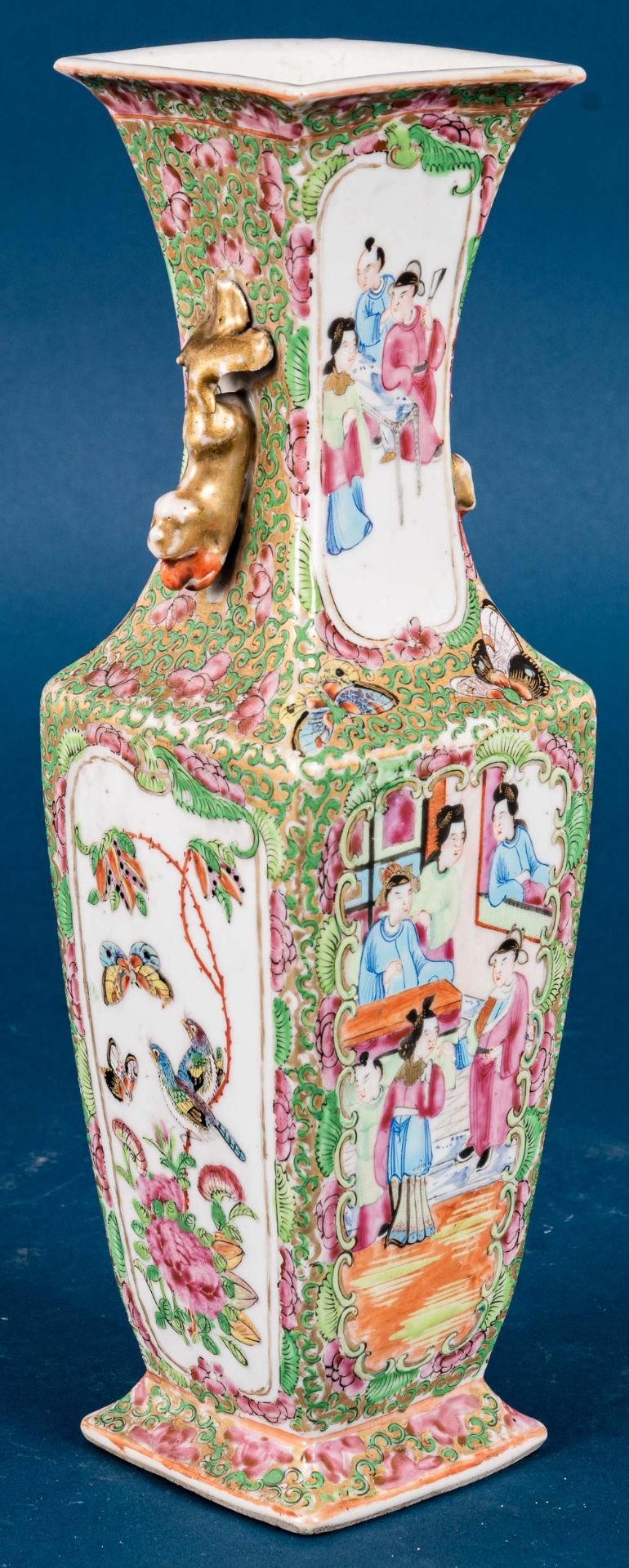 Antike chinesische Tischvase, ungemarktes Weißporzellan mit detailreichen flora - Image 8 of 19