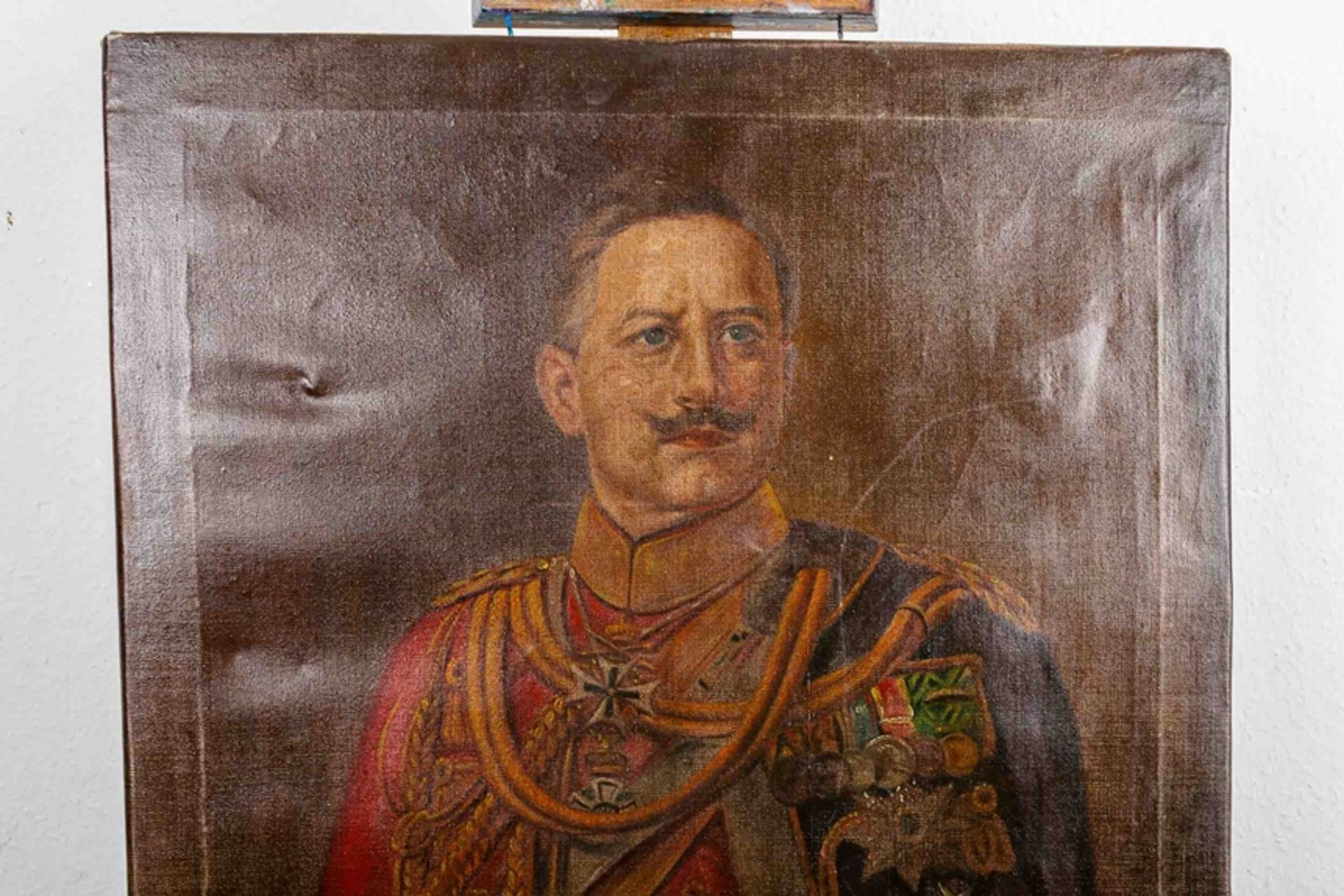 Kaiser Wilhelm II in Paradeuniform mit reichem Ordensbehang. Gemälde Öl auf Lei - Bild 3 aus 6