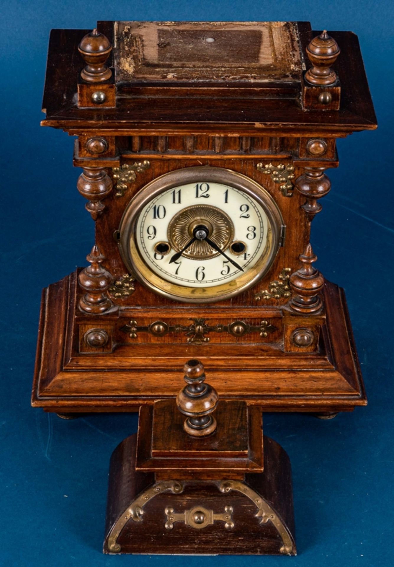 Antike Kamin- / Vertiko - Uhr der Marke "Pfeilkreuz"; Historismus deutsch um 19 - Bild 7 aus 18