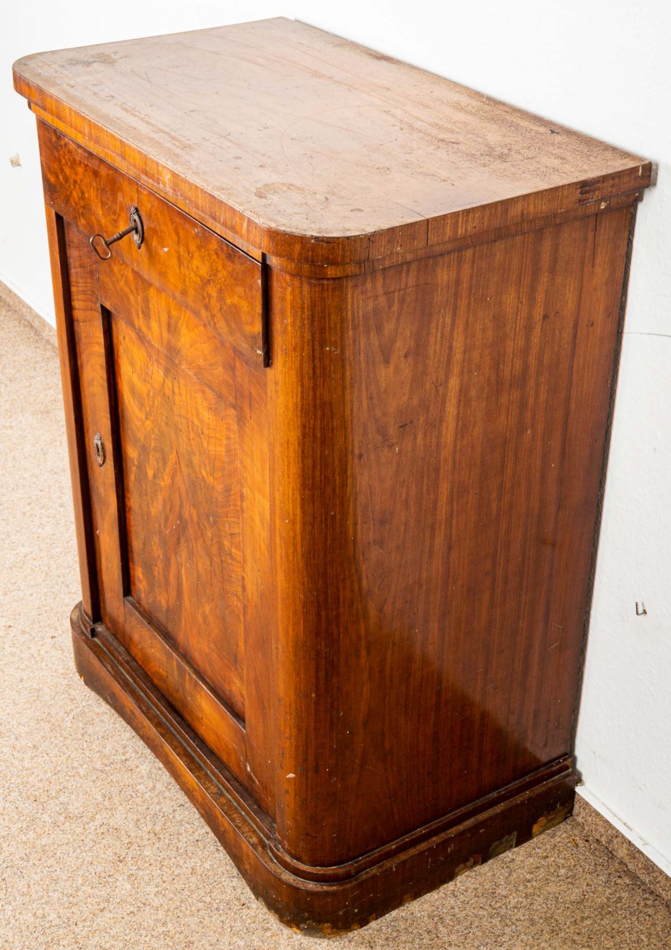 Großer Pfeilerschrank, Biedermeier Berlin / Brandenburg um 1820/ 30. Mahagoni m - Image 6 of 16