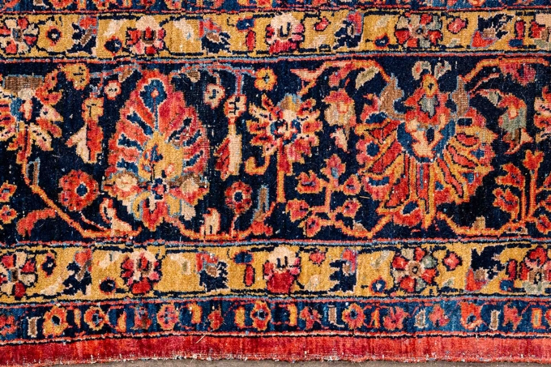 Saruk aus Westpersien um 1920, ca. 370 x 273 cm; all over floral design auf ter - Bild 8 aus 18